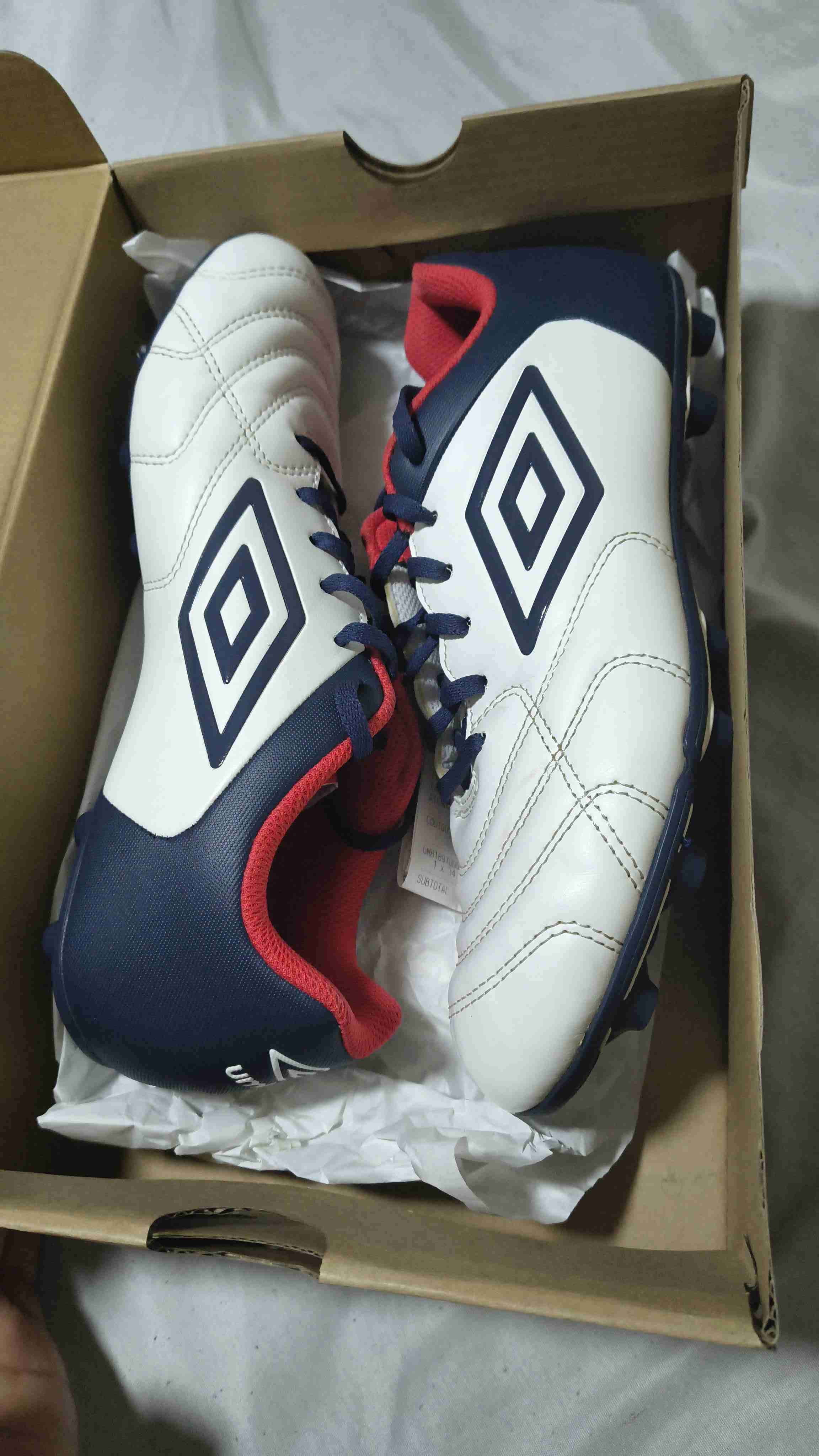 Zapatos de fútbol Umbro blancos - miniatura 1
