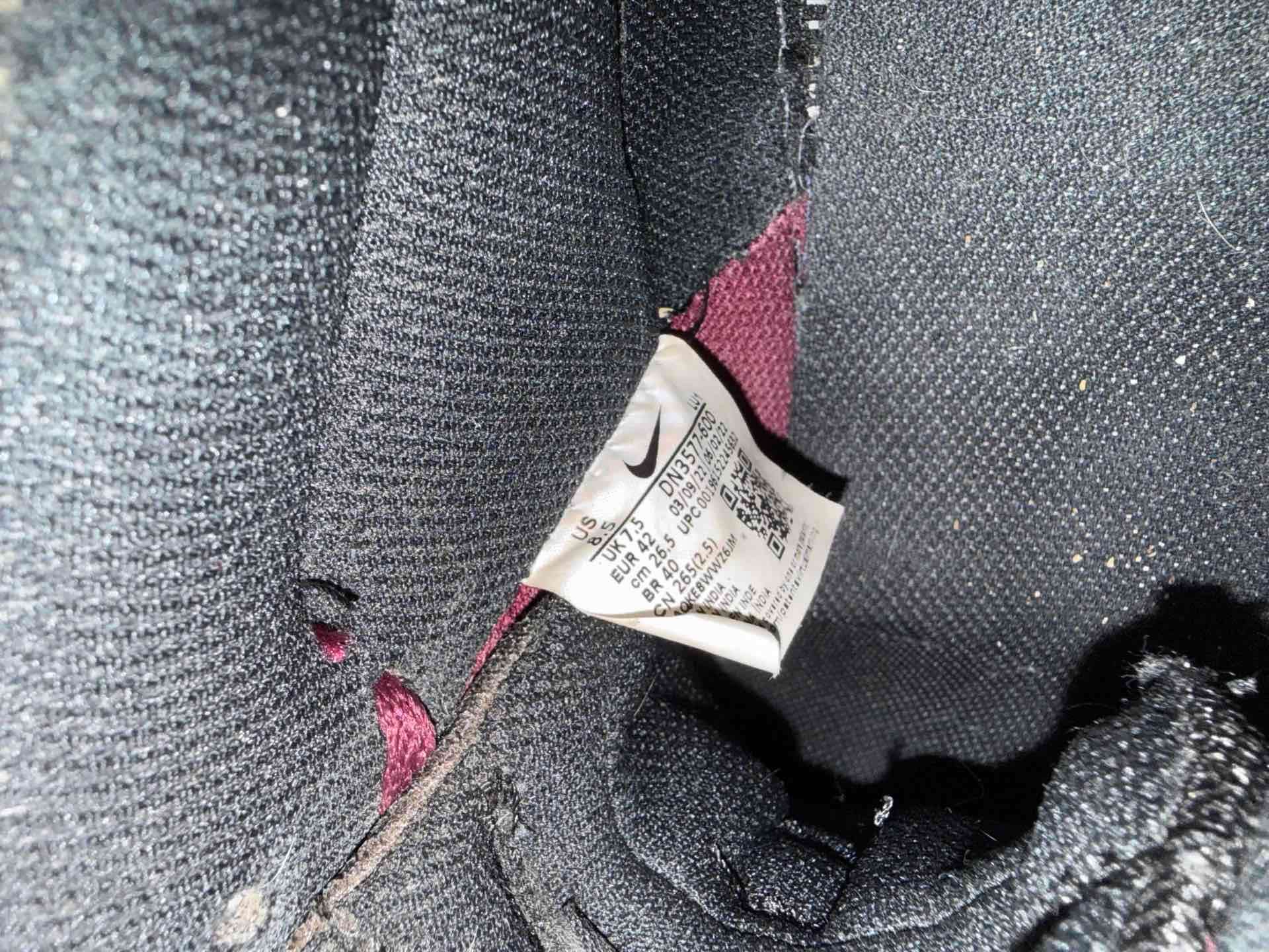 Zapatillas Nike bordó y blanco - miniatura 3