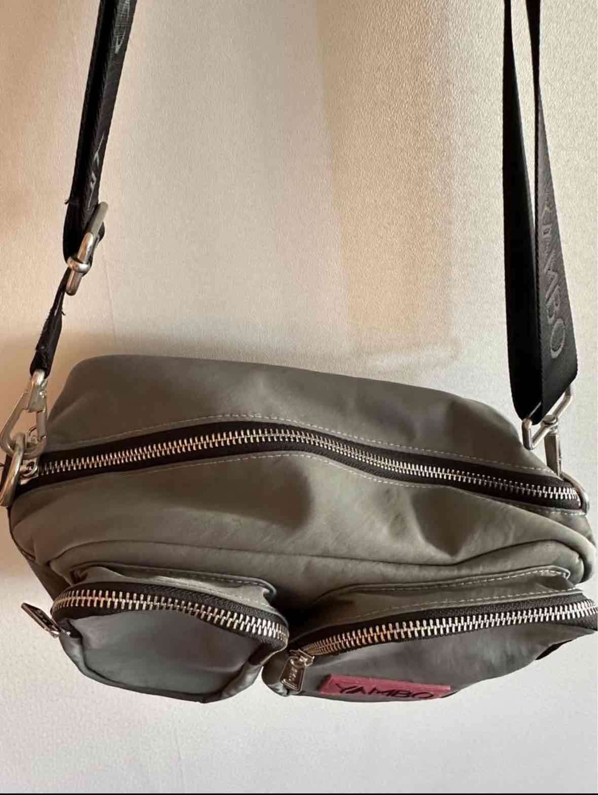 Bandolera gris Yambo - 2