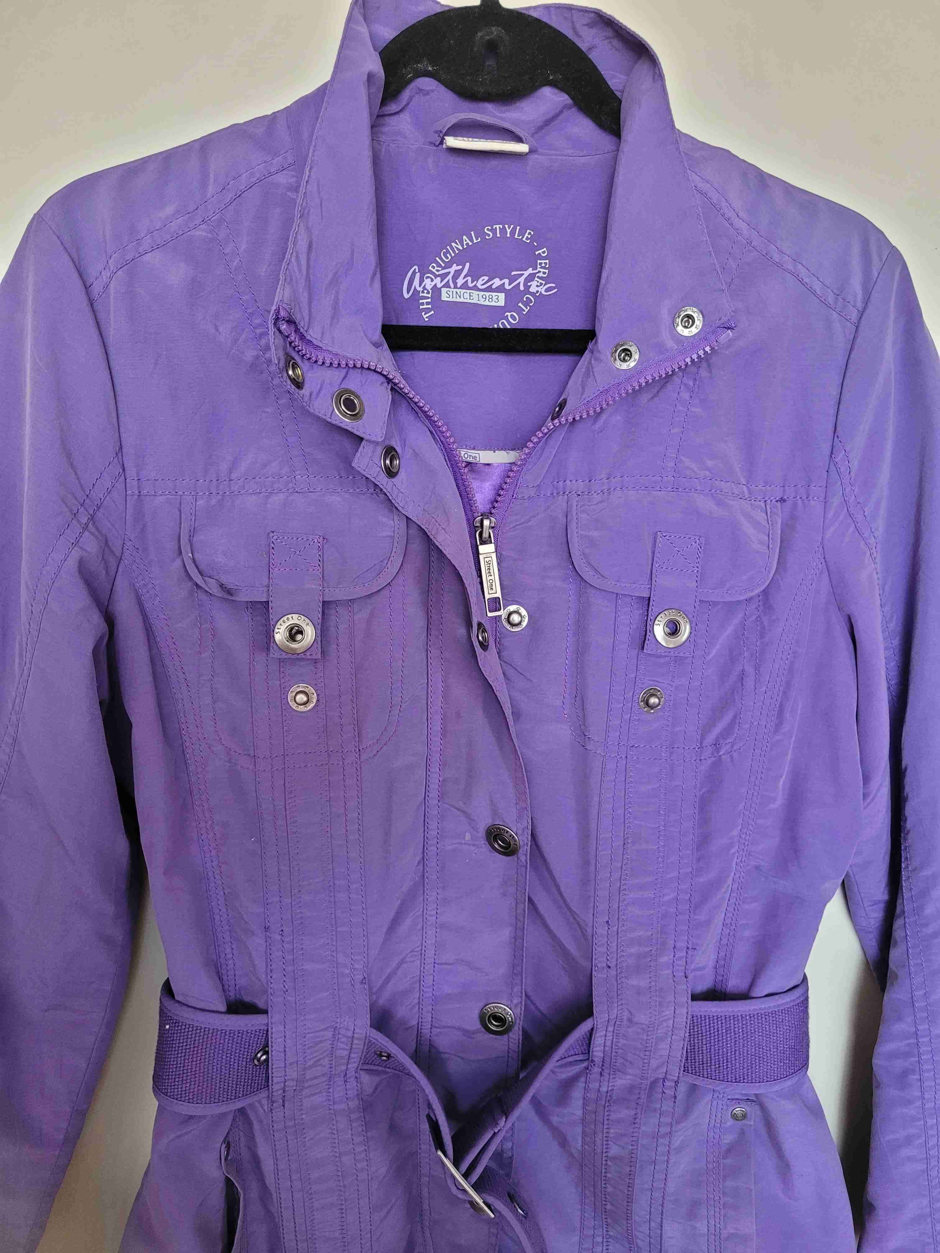 Chaqueta morada con cinturón M - miniatura 2