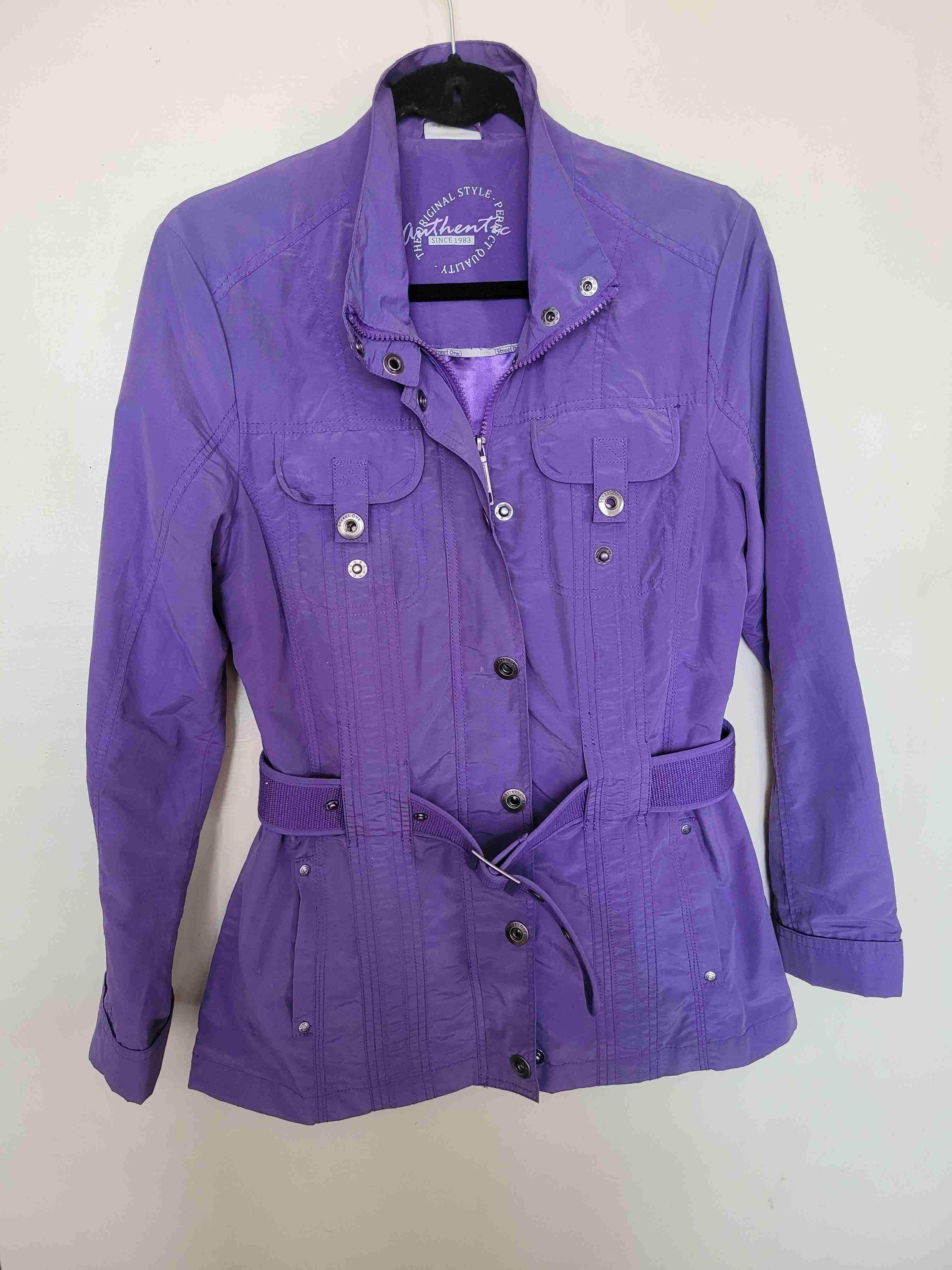 Chaqueta morada con cinturón M - miniatura 4