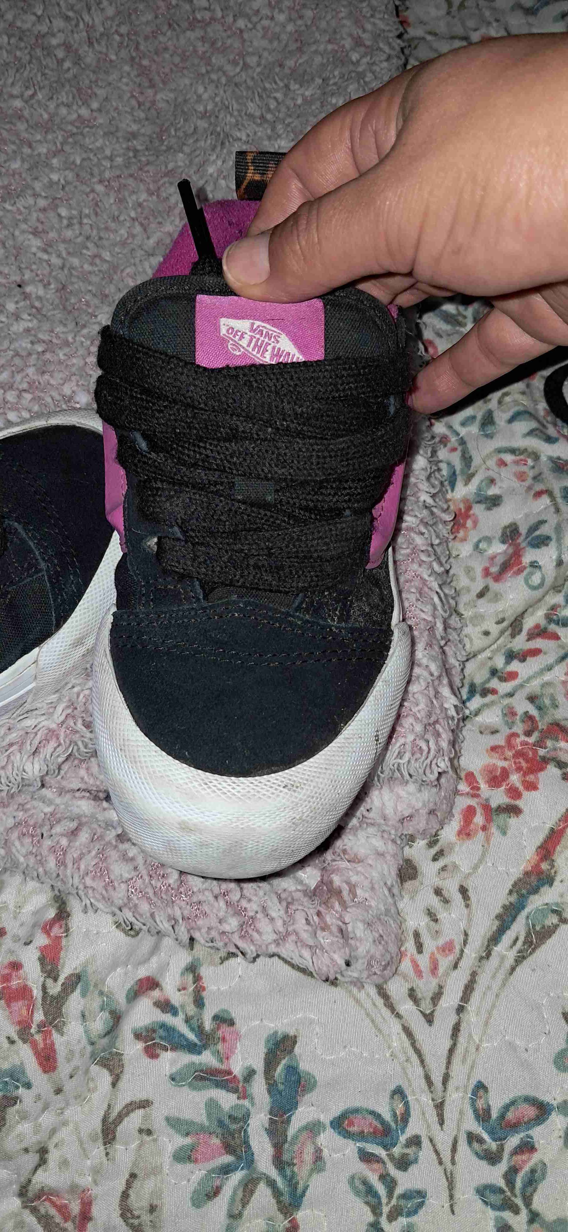 Zapatillas negras con detalles rosados - miniatura 5