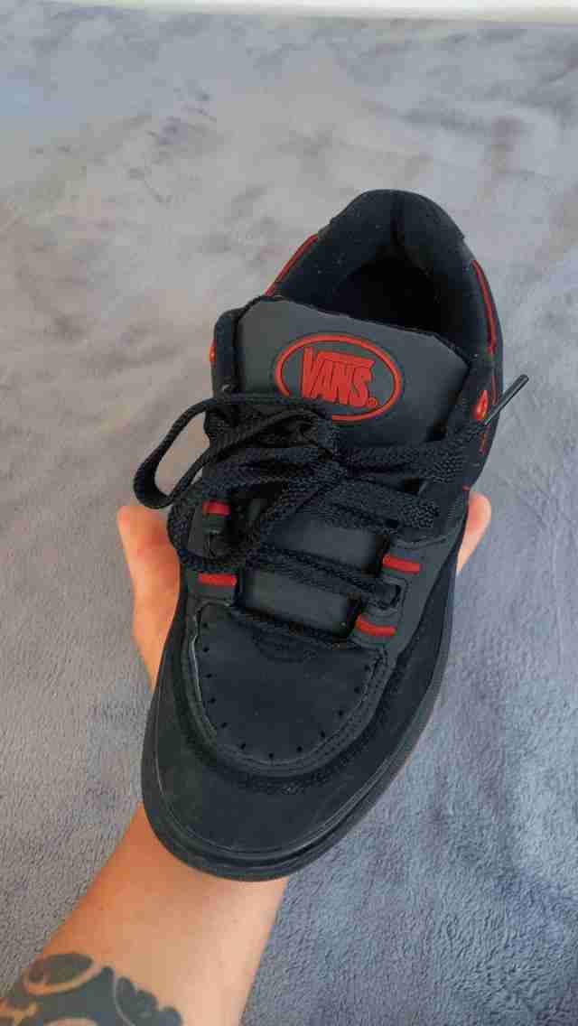 Zapatillas negras Vans - miniatura 2