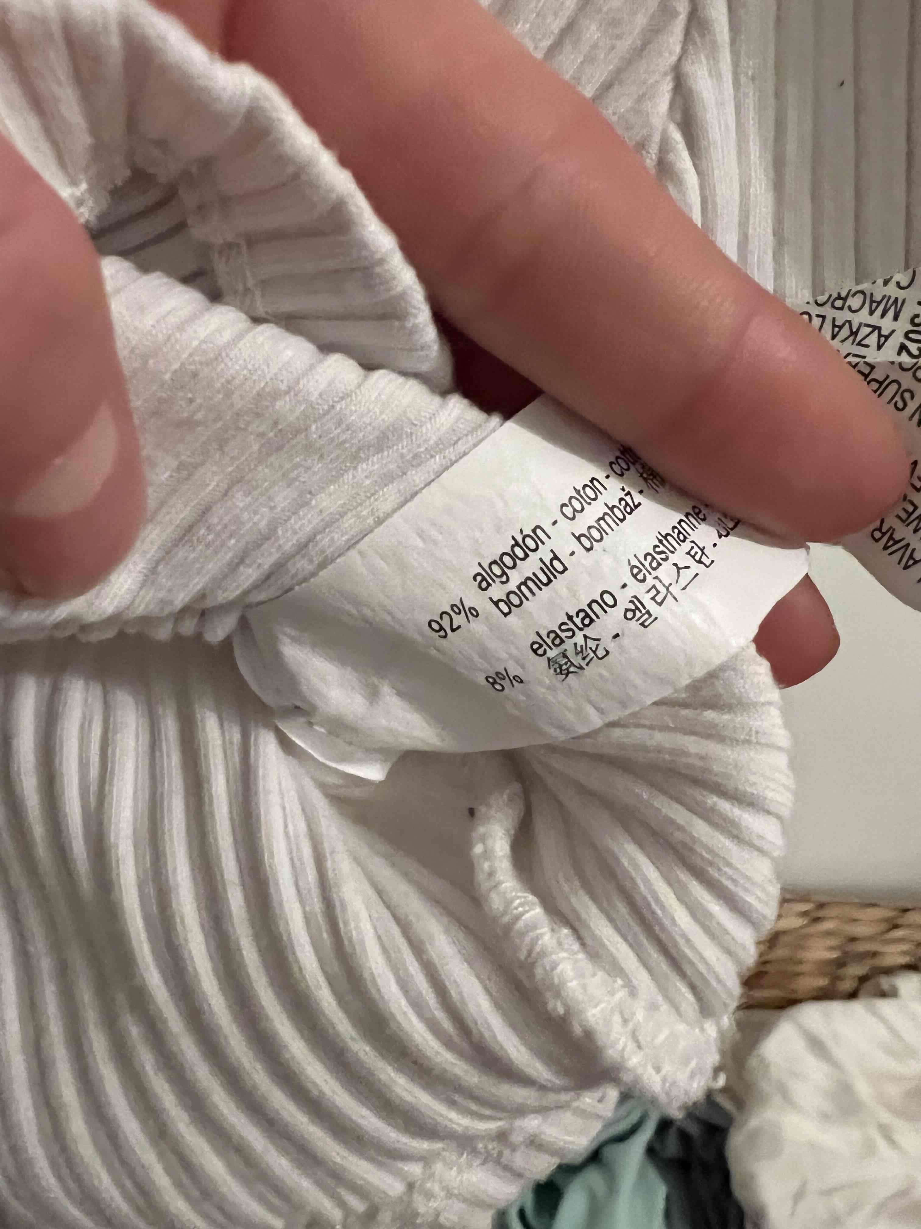 Polera blanca con mangas abullonadas ZARA - 3