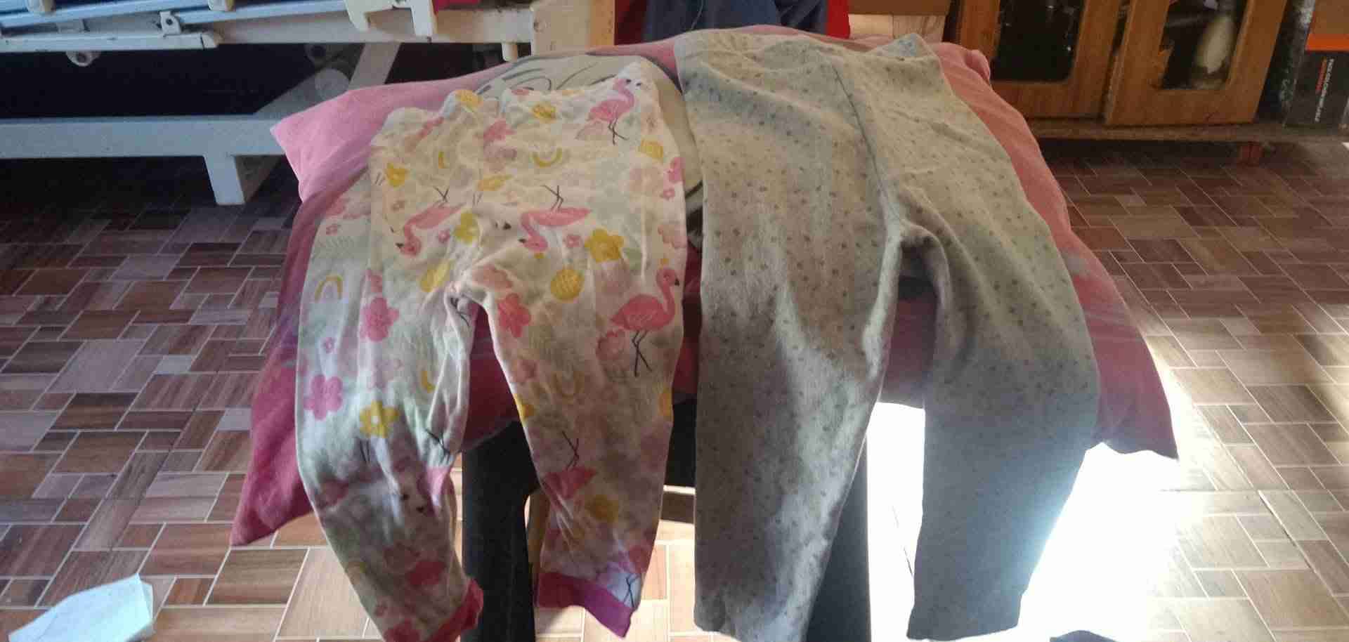 Pantalones rosados de niña - 3