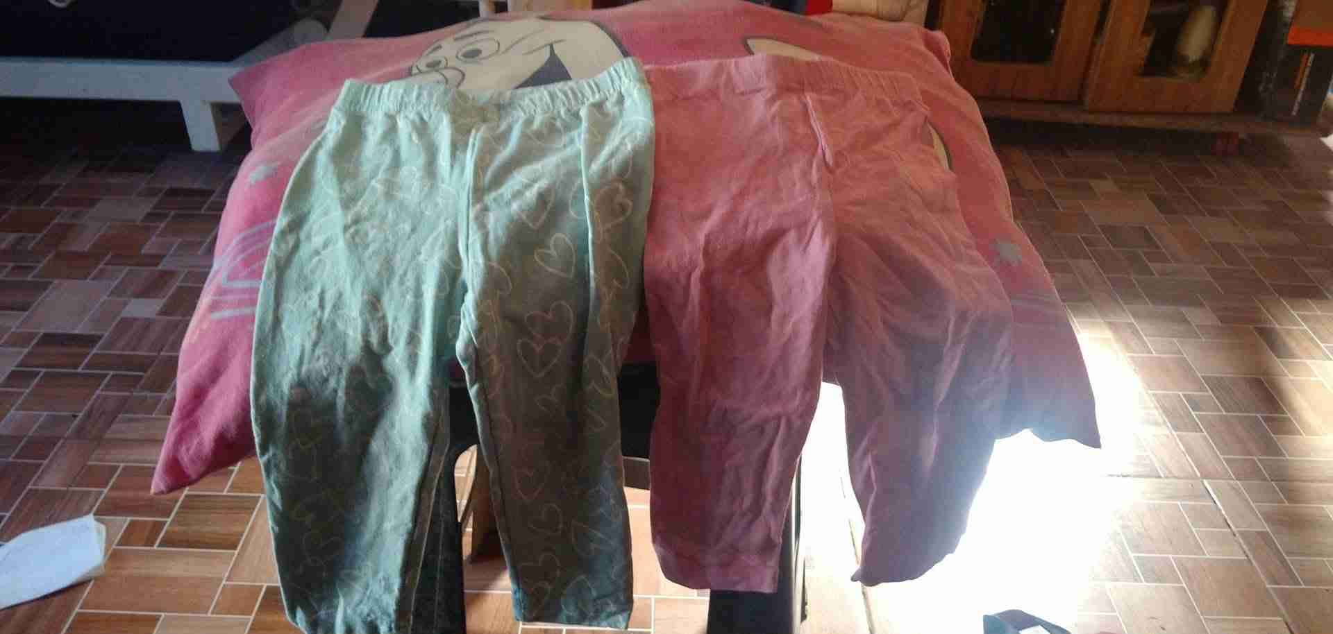Pantalones rosados de niña - 4