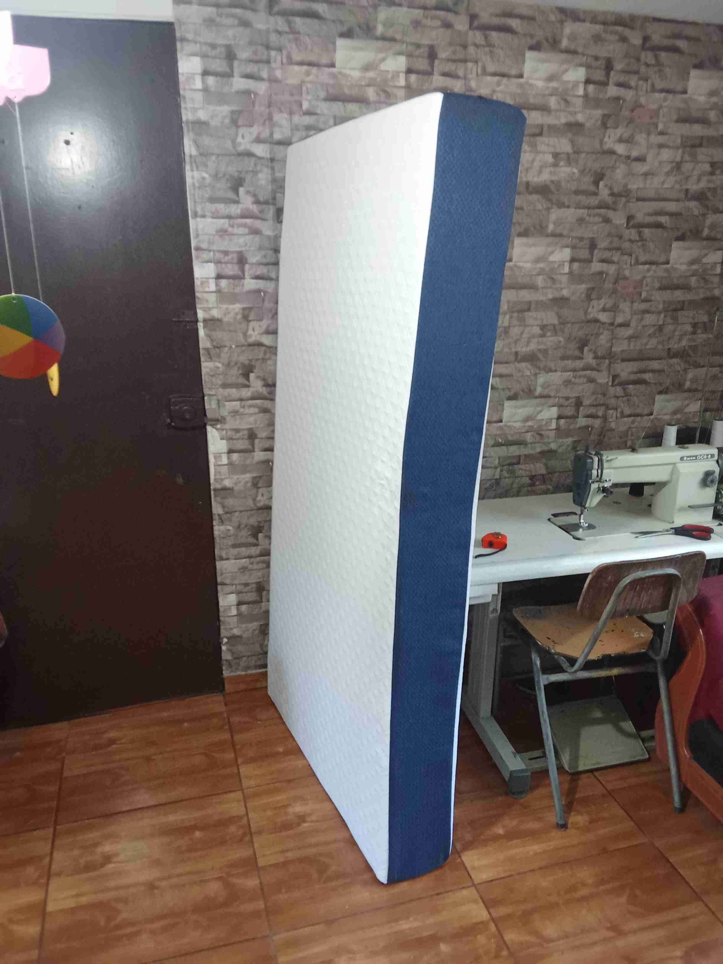 Colchón espuma alta densidad - miniatura 1