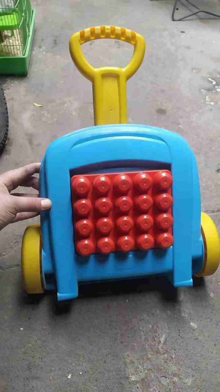 Carrito de juguete infantil - miniatura 1