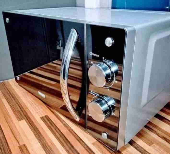 Microondas plateado microondas Thomas 20ltsmoderno - miniatura 1