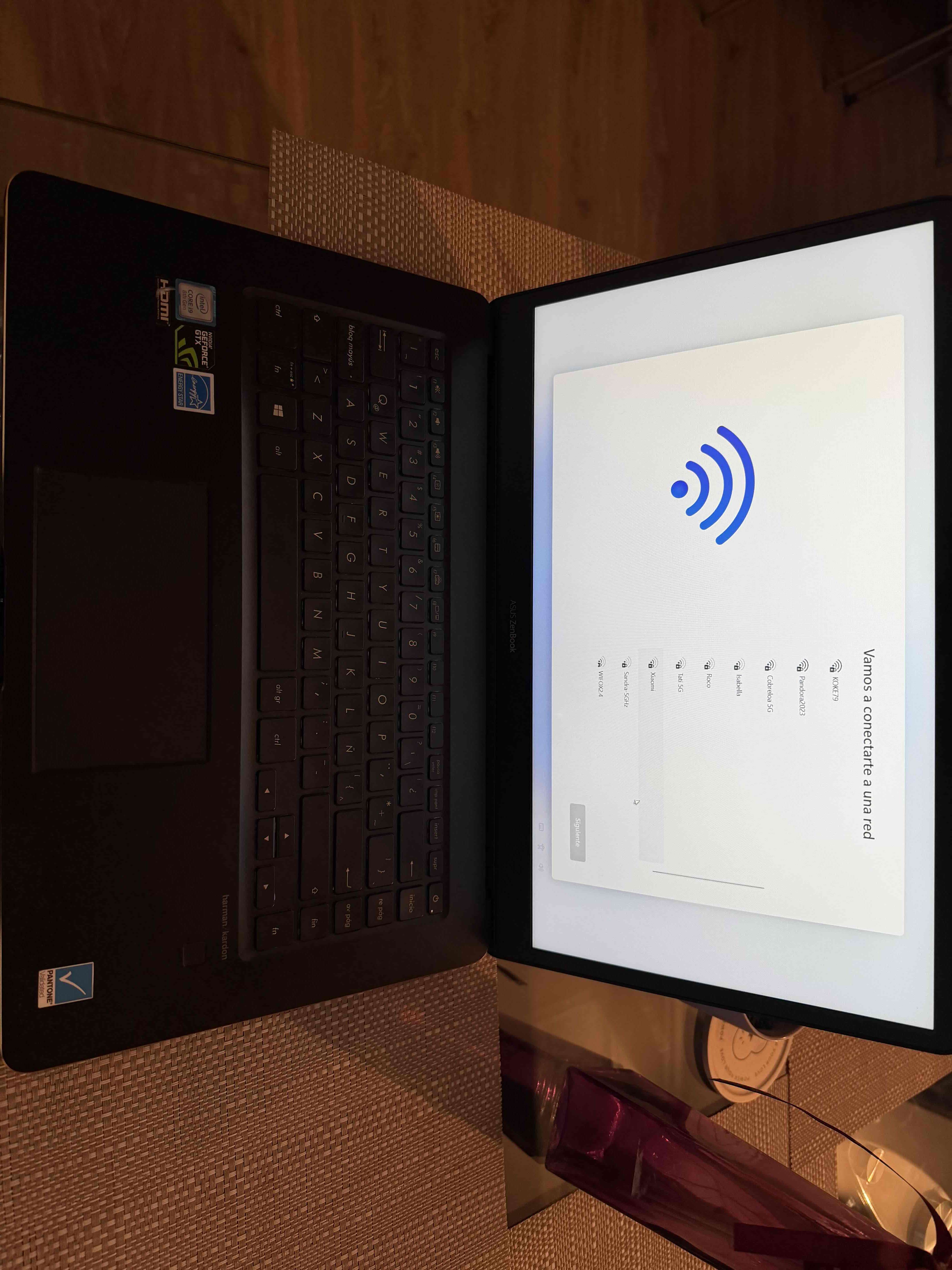 Ultrabook Asus ZenBook UX580G - miniatura 5