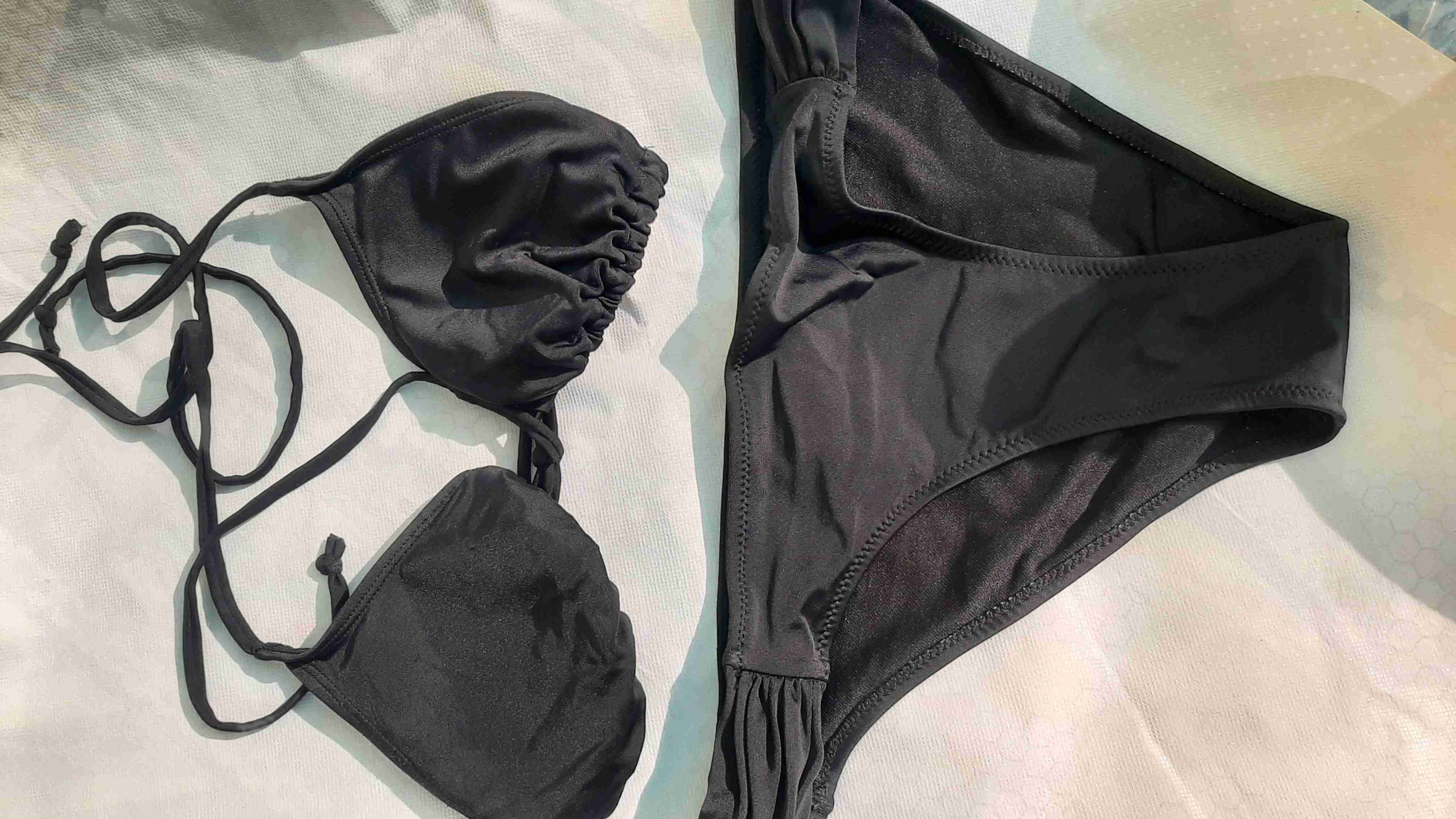 Bikini negro estilo clásico - 1