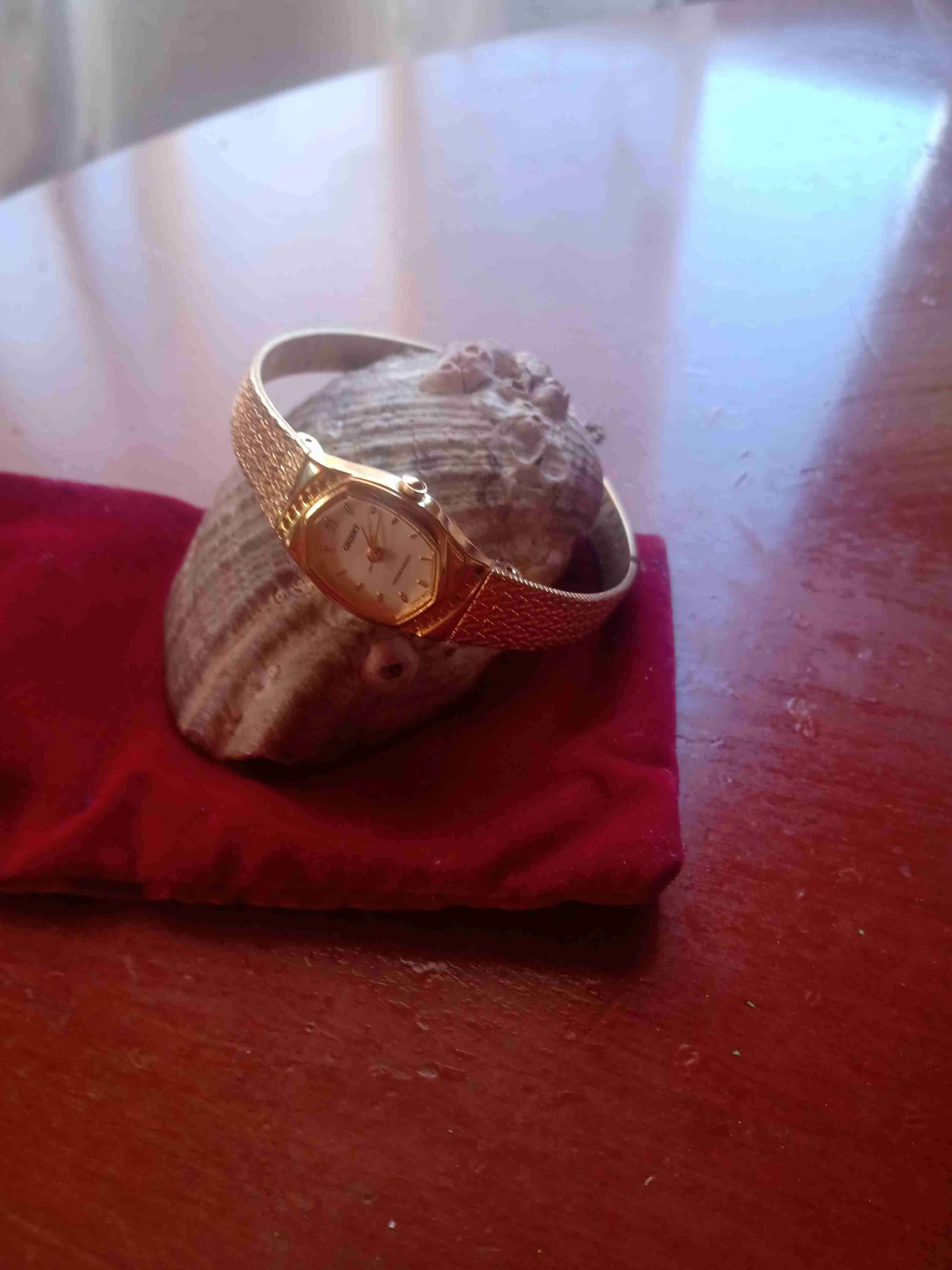 Reloj dorado clásico - miniatura 2