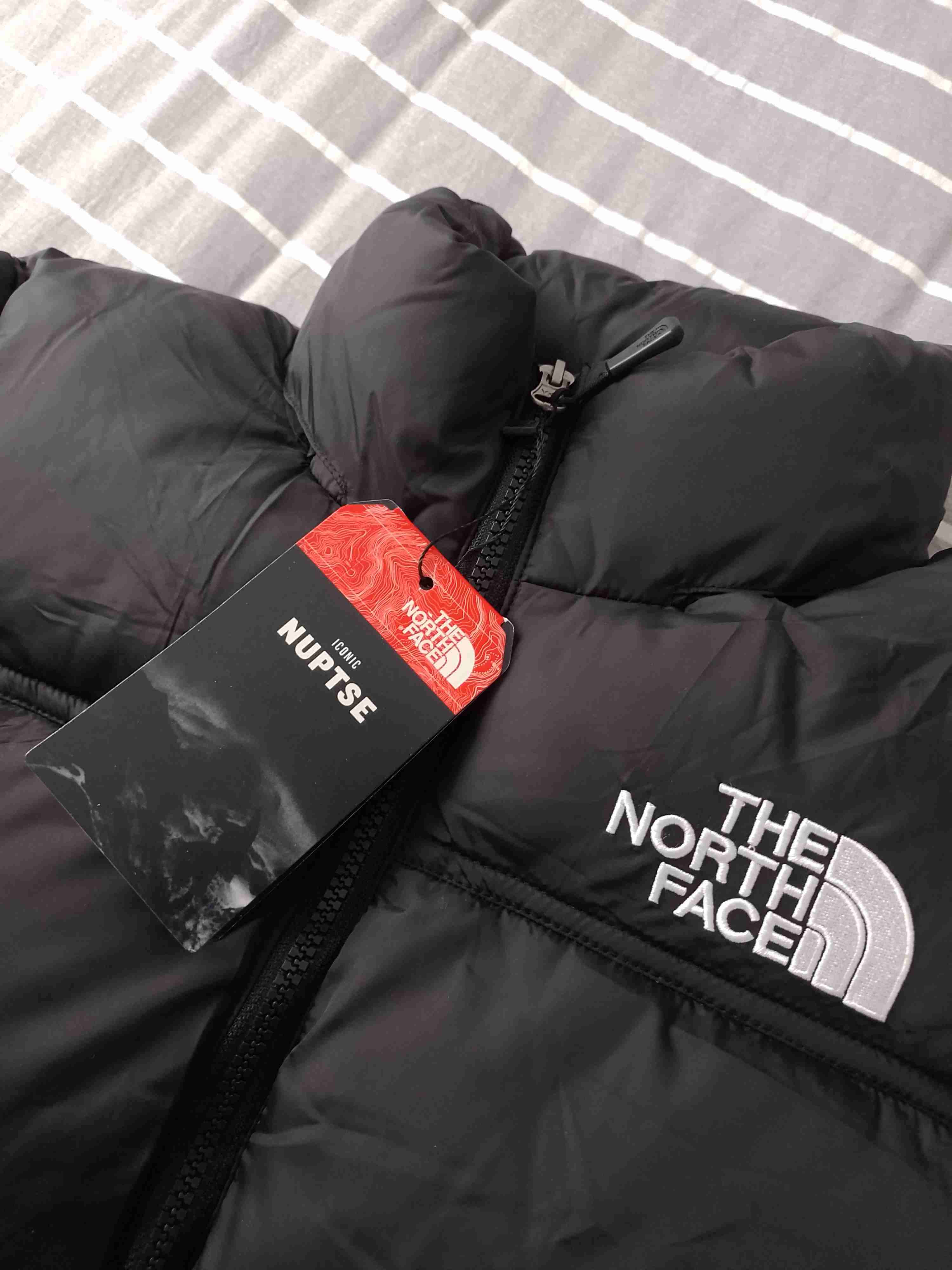 Chaqueta pluma negra The North Face Réplica! - miniatura 2