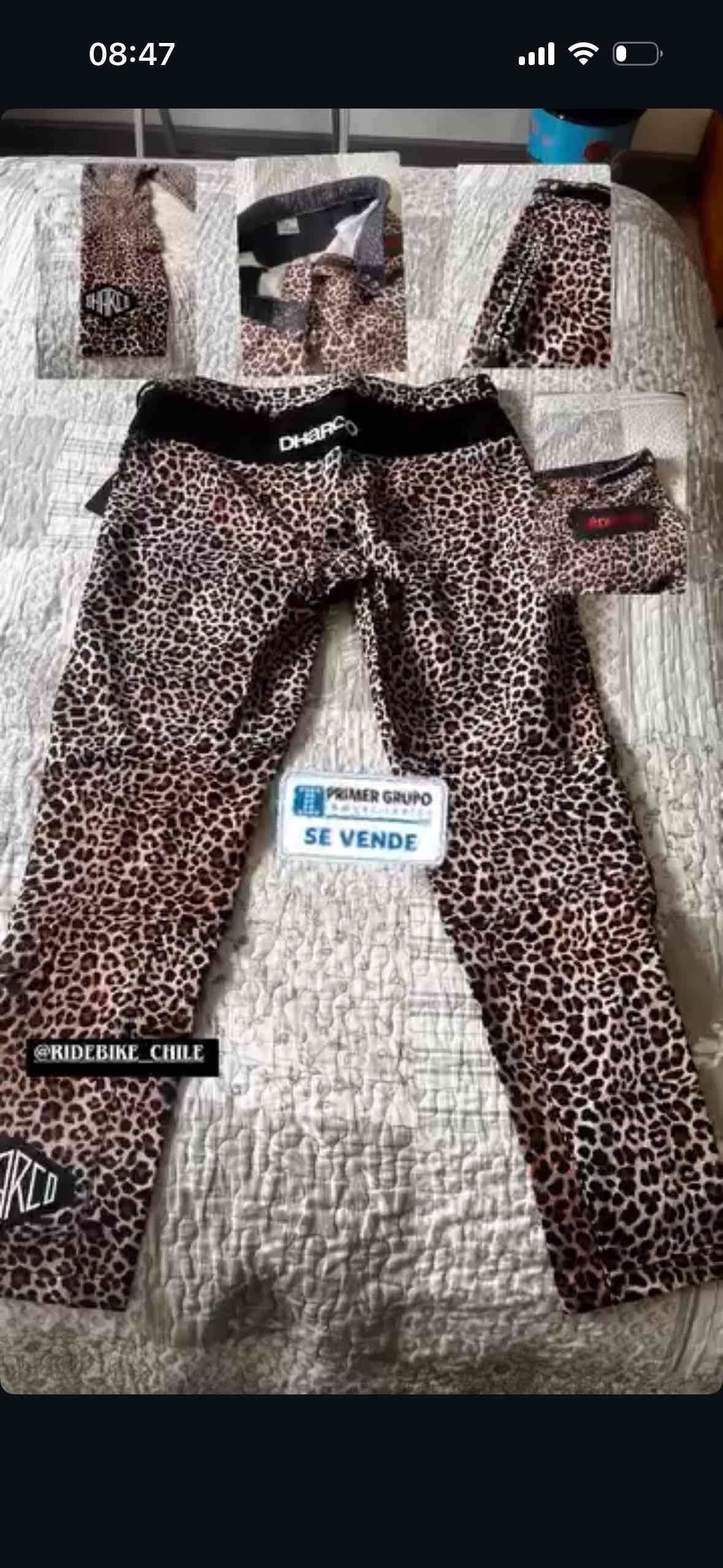 Pantalones deportivos Fox y DHaRCO - 2