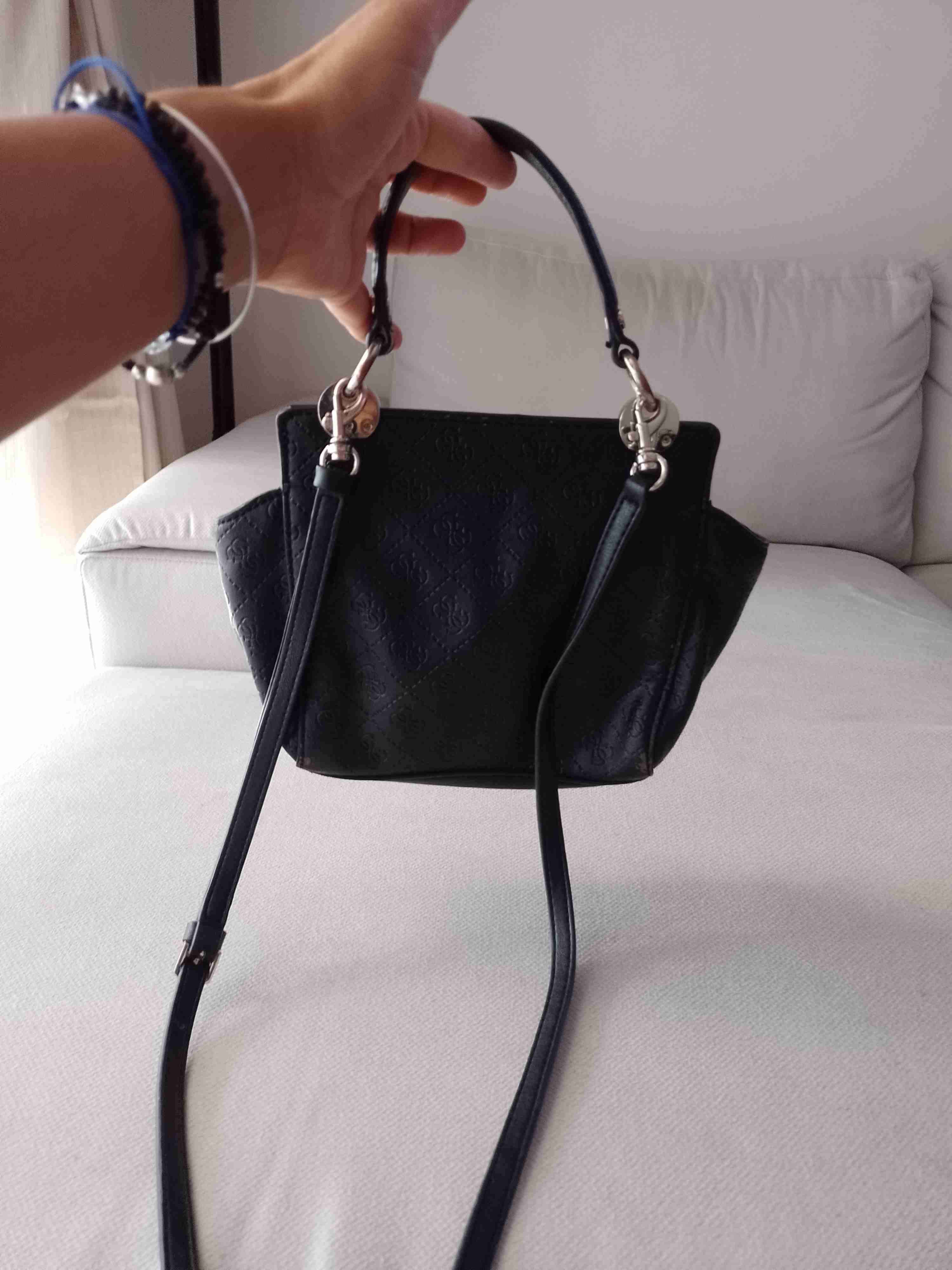 Cartera negra Guess - miniatura 4