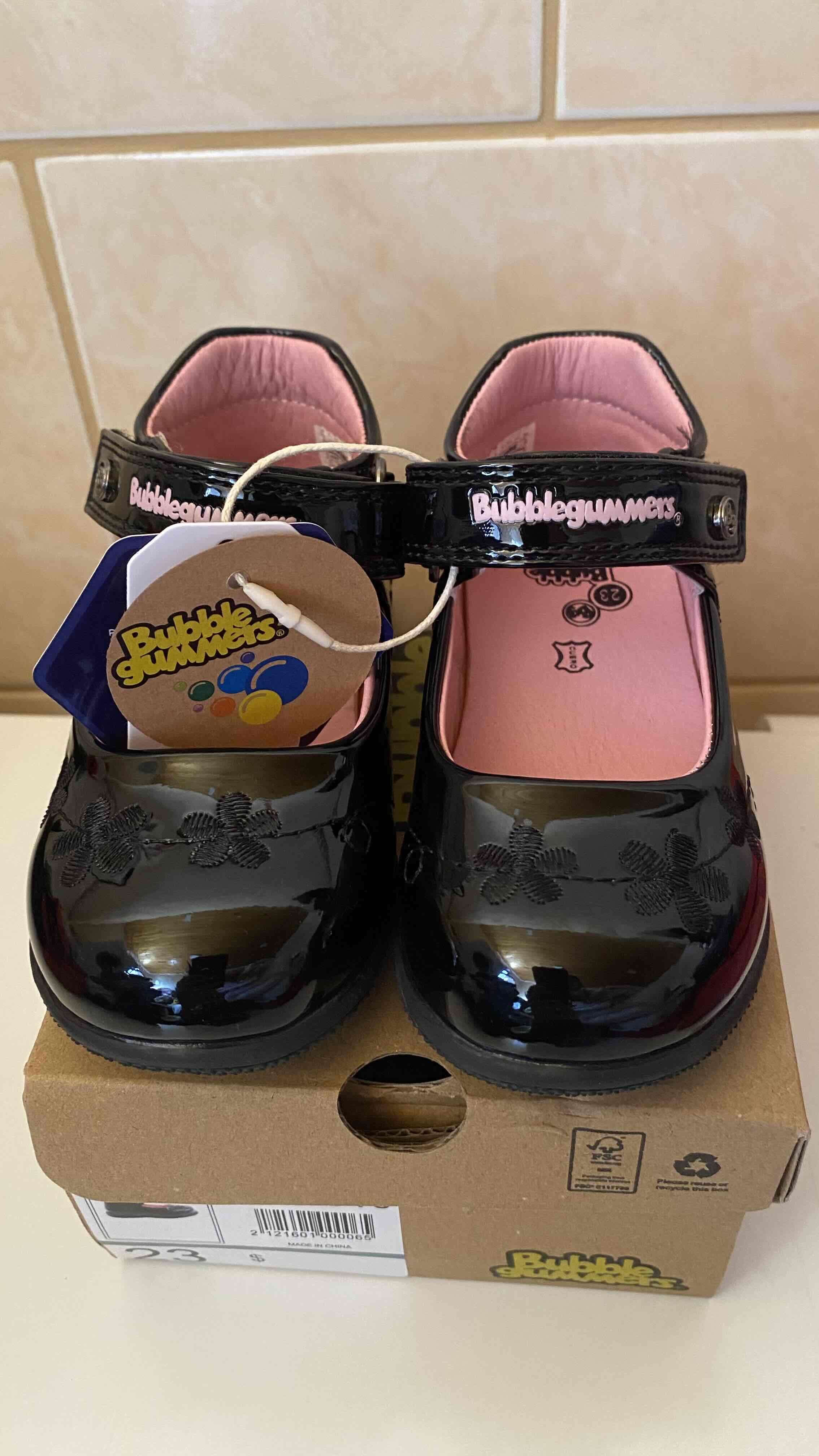 Zapatos Bubblegummers negros nuevos n•23 - 1