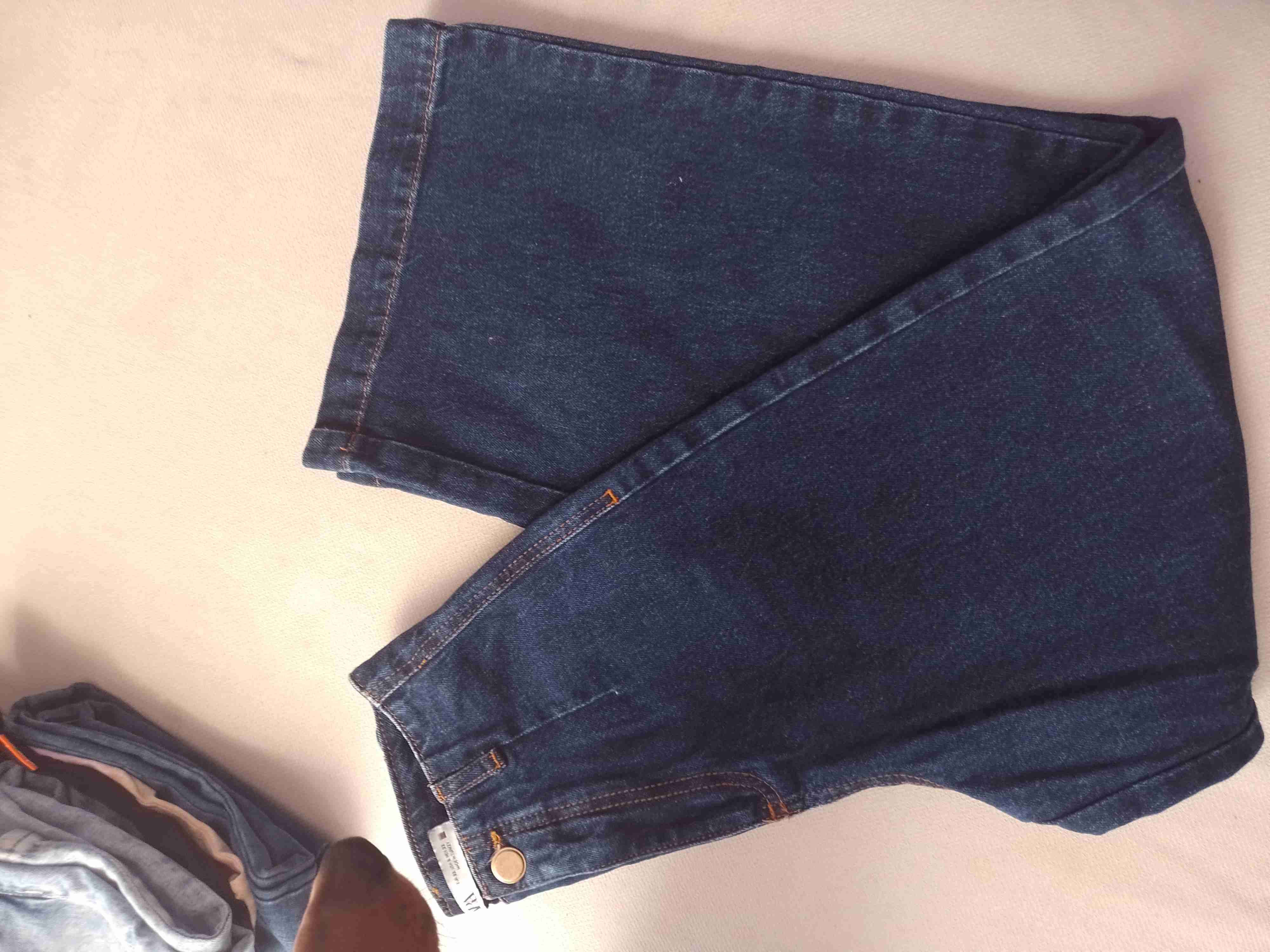 Jeans azules clásicos - miniatura 1