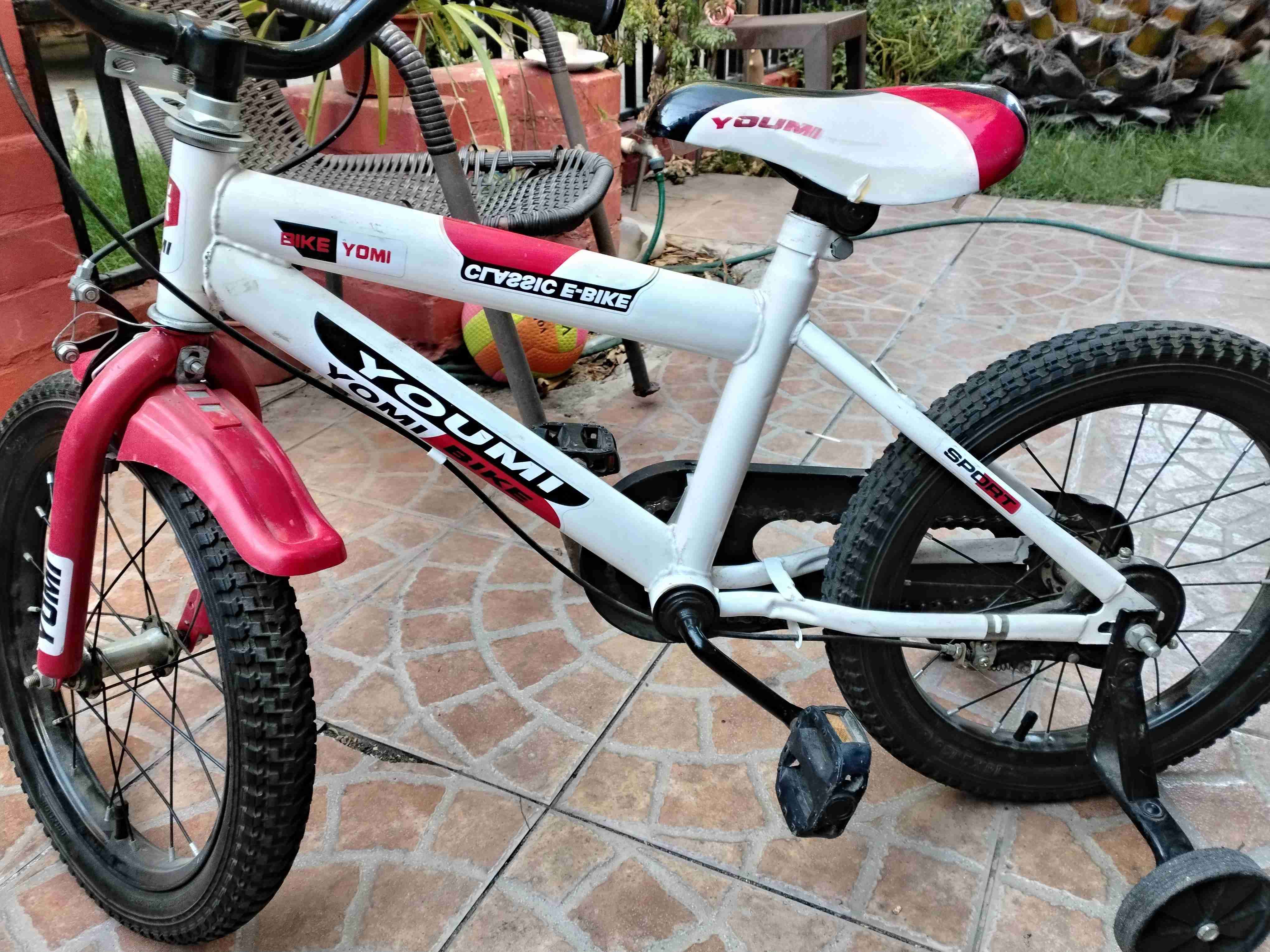 Bicicleta blanca Youmi - miniatura 3