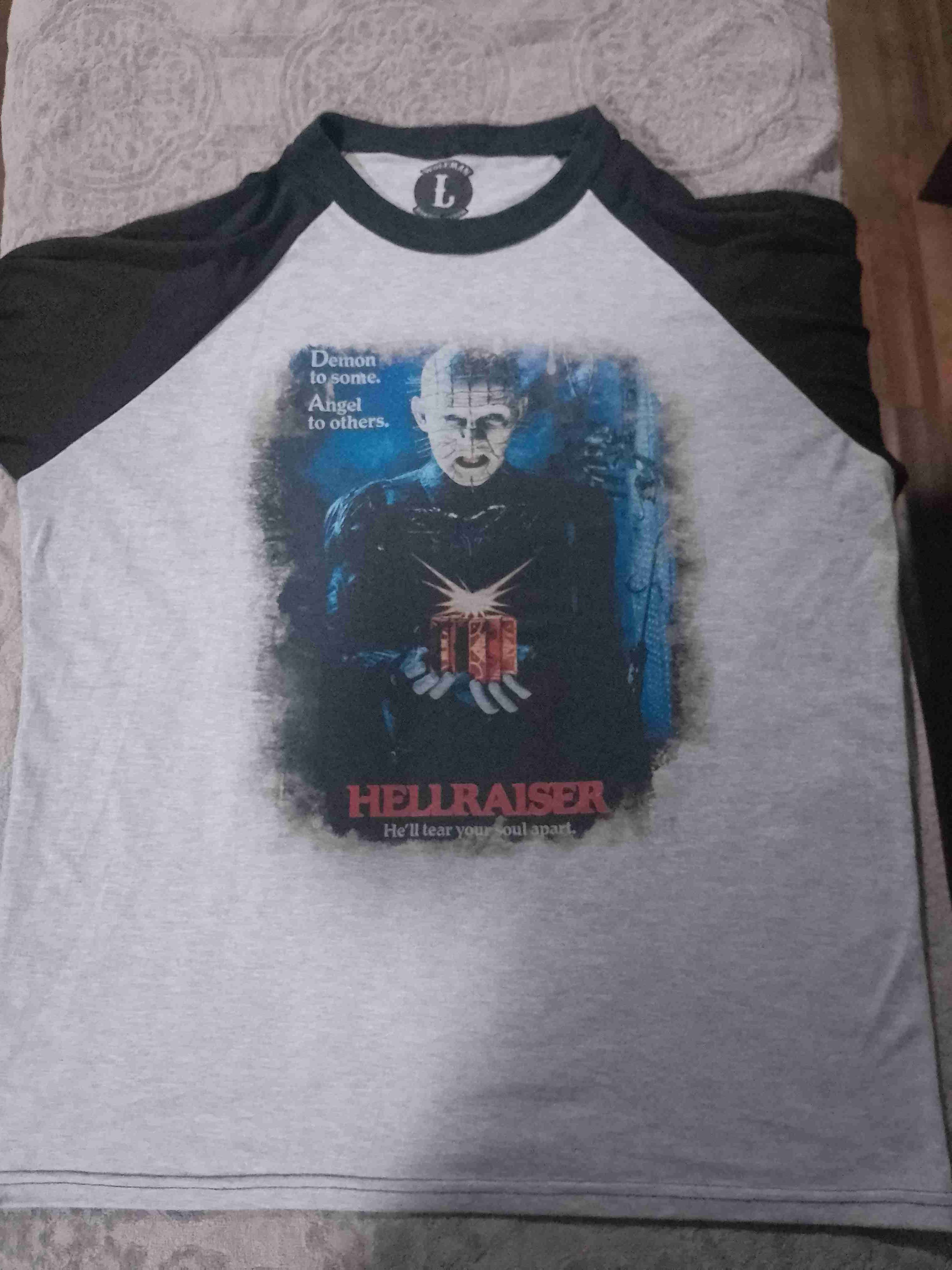 Polera Hellraiser estampada - 1