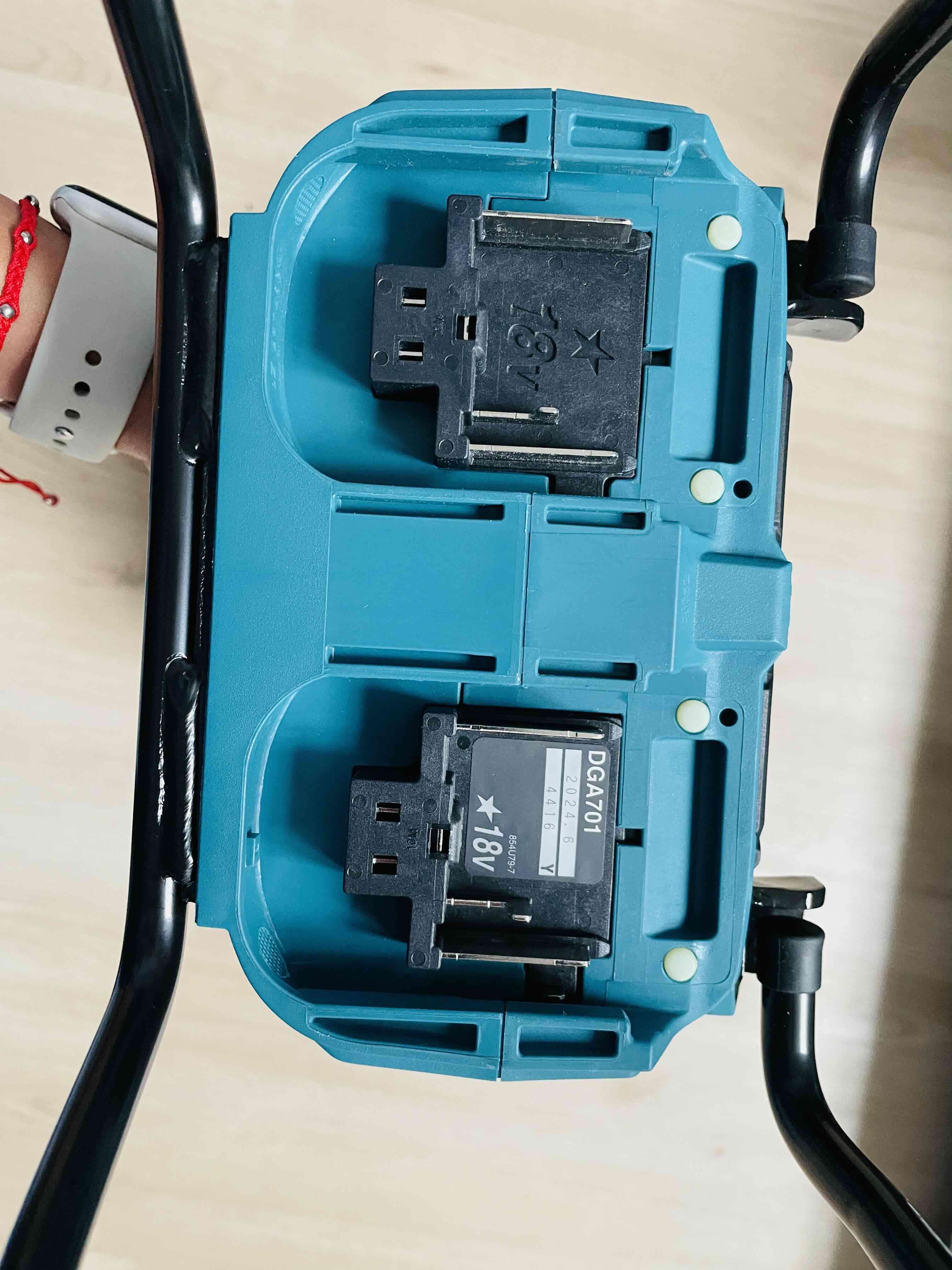 Esmeril Angular Inalámbrico Makita DGA701 7” 36V - miniatura 5