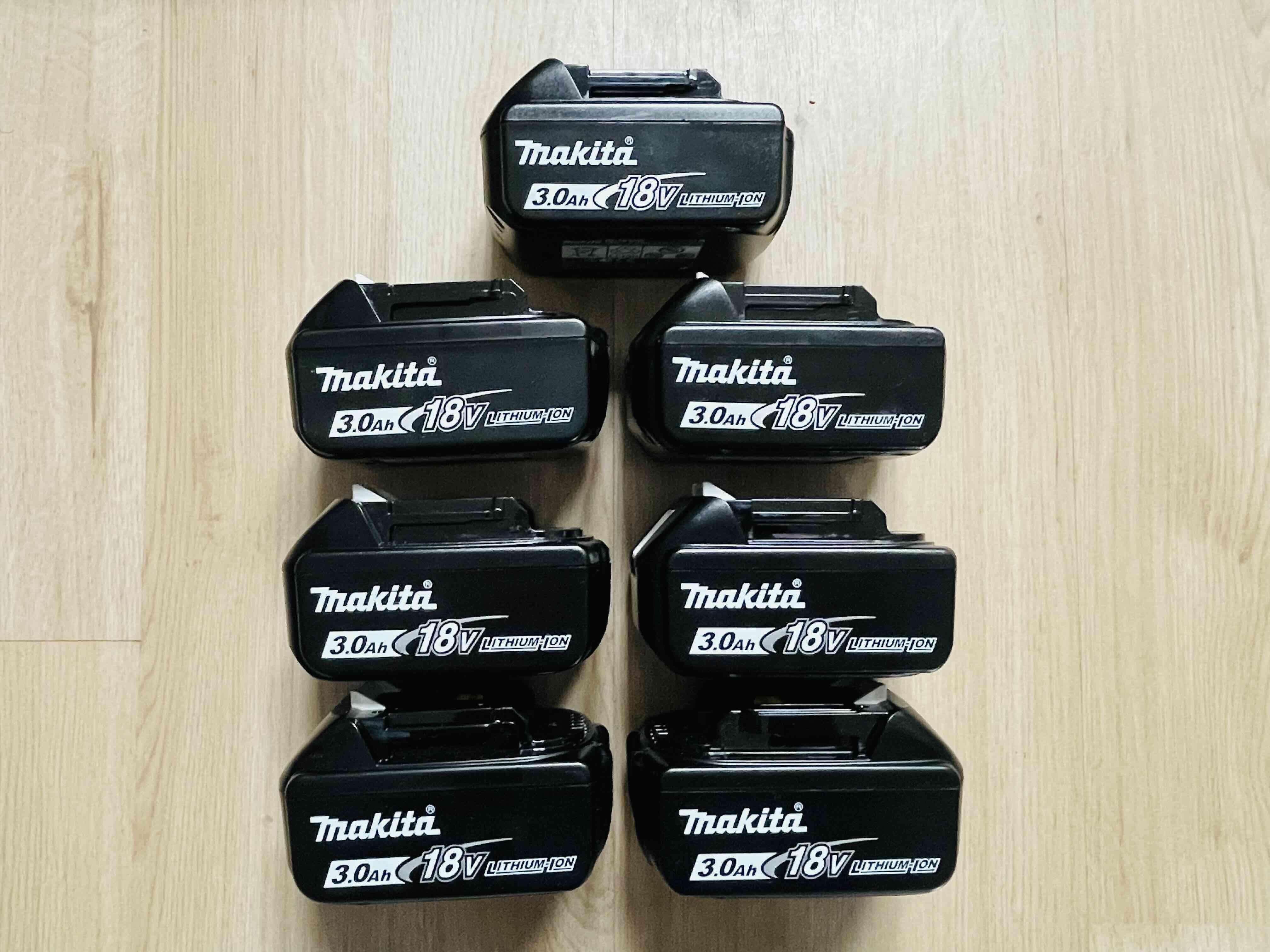 Batería Makita 18V 3.0Ah - miniatura 2