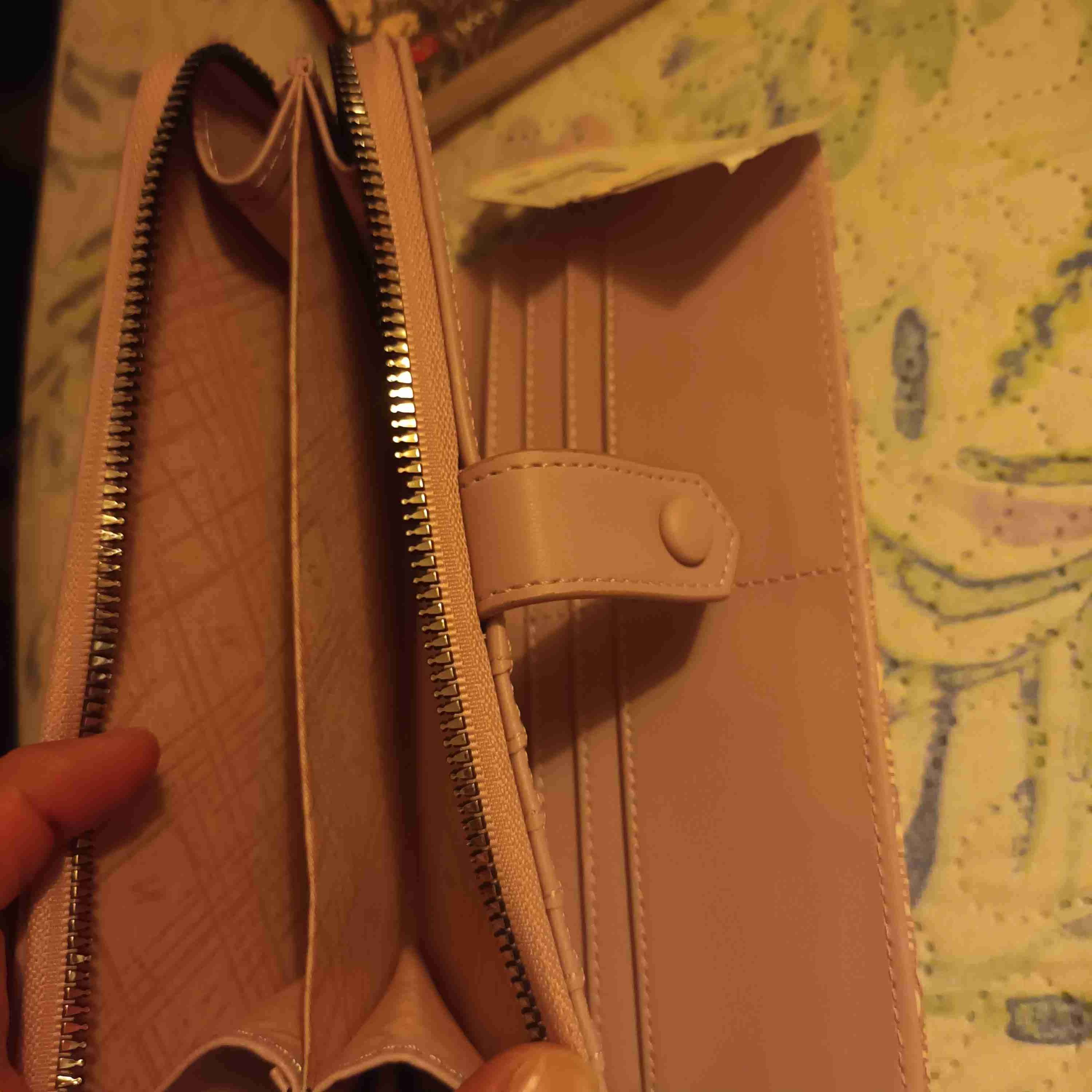 Billetera de cuero nueva. - miniatura 4