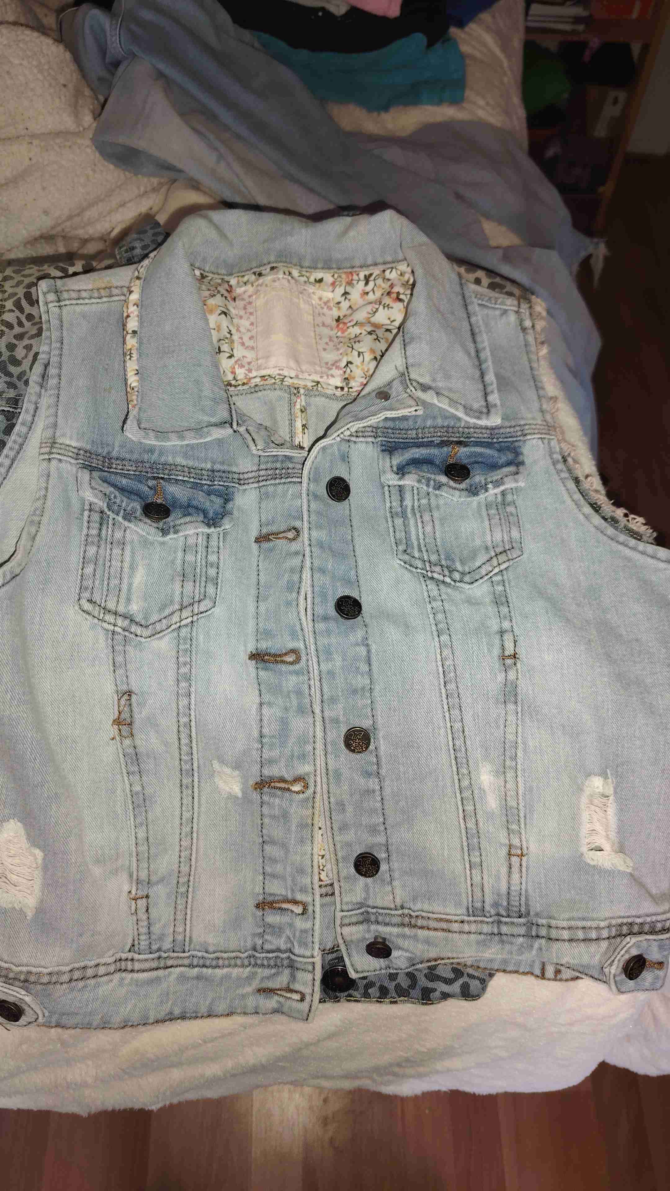 Chaqueta sin mangas jeans con diseño animal print - 4