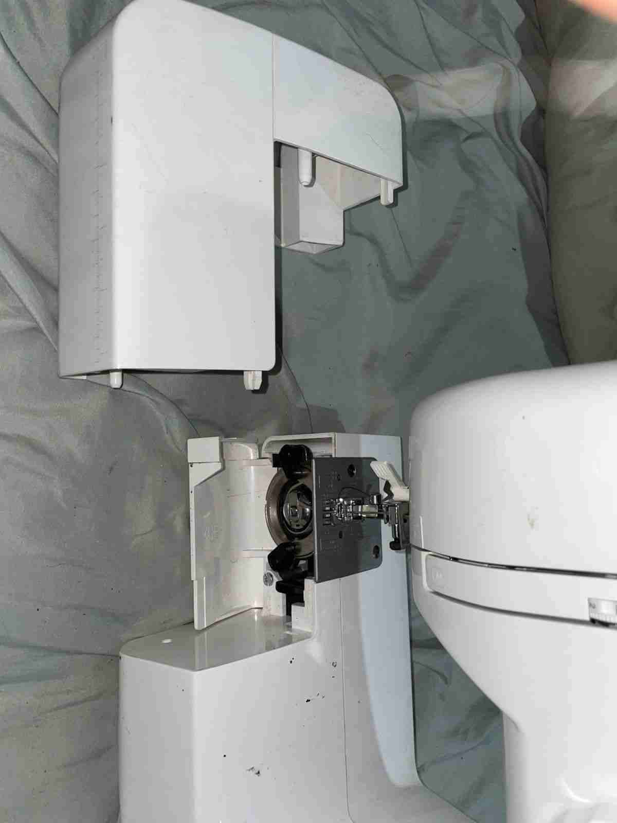 Máquina de coser Singer SM024 - 3