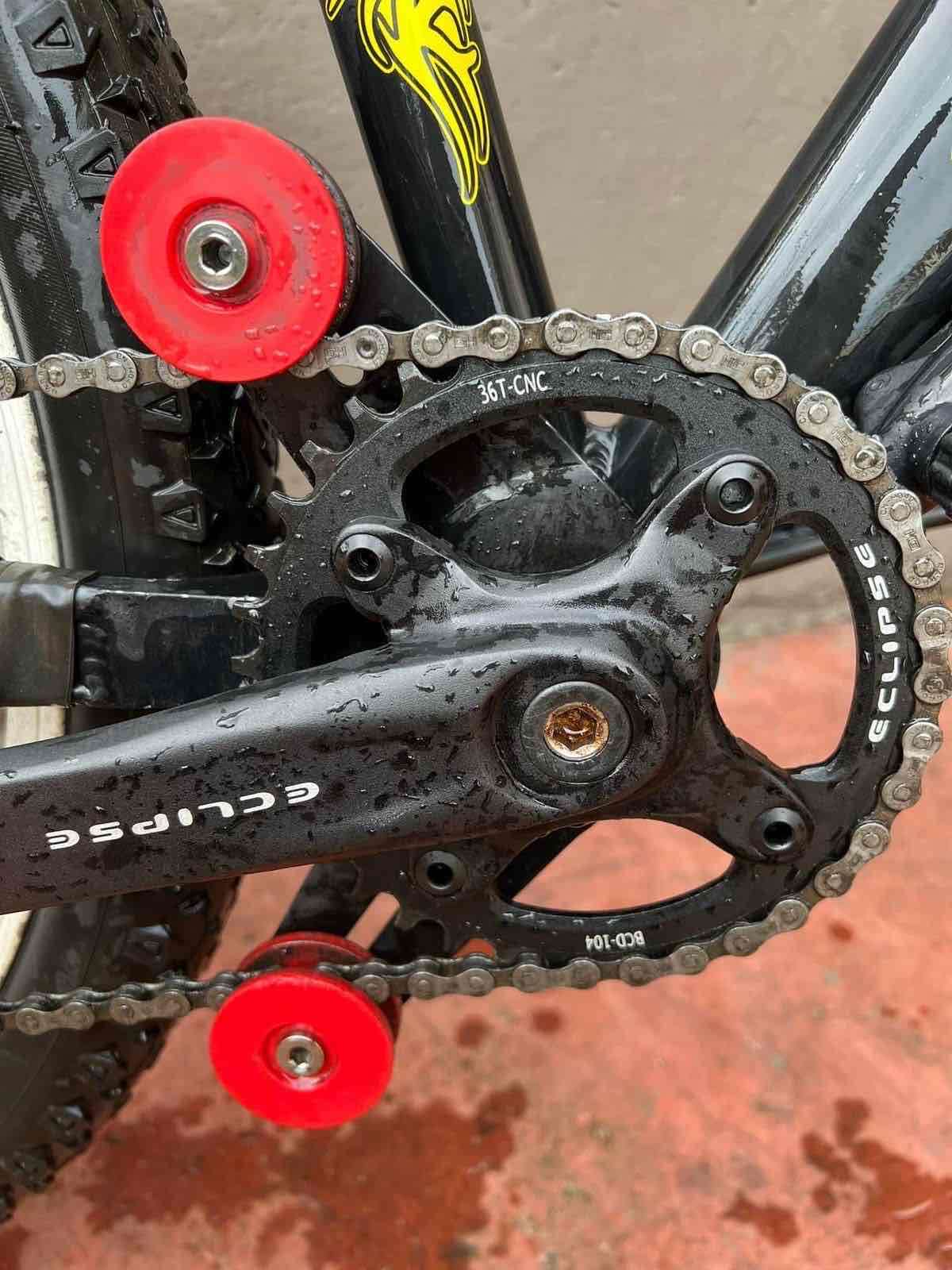 Bicicleta montaña negra Cruz - miniatura 2