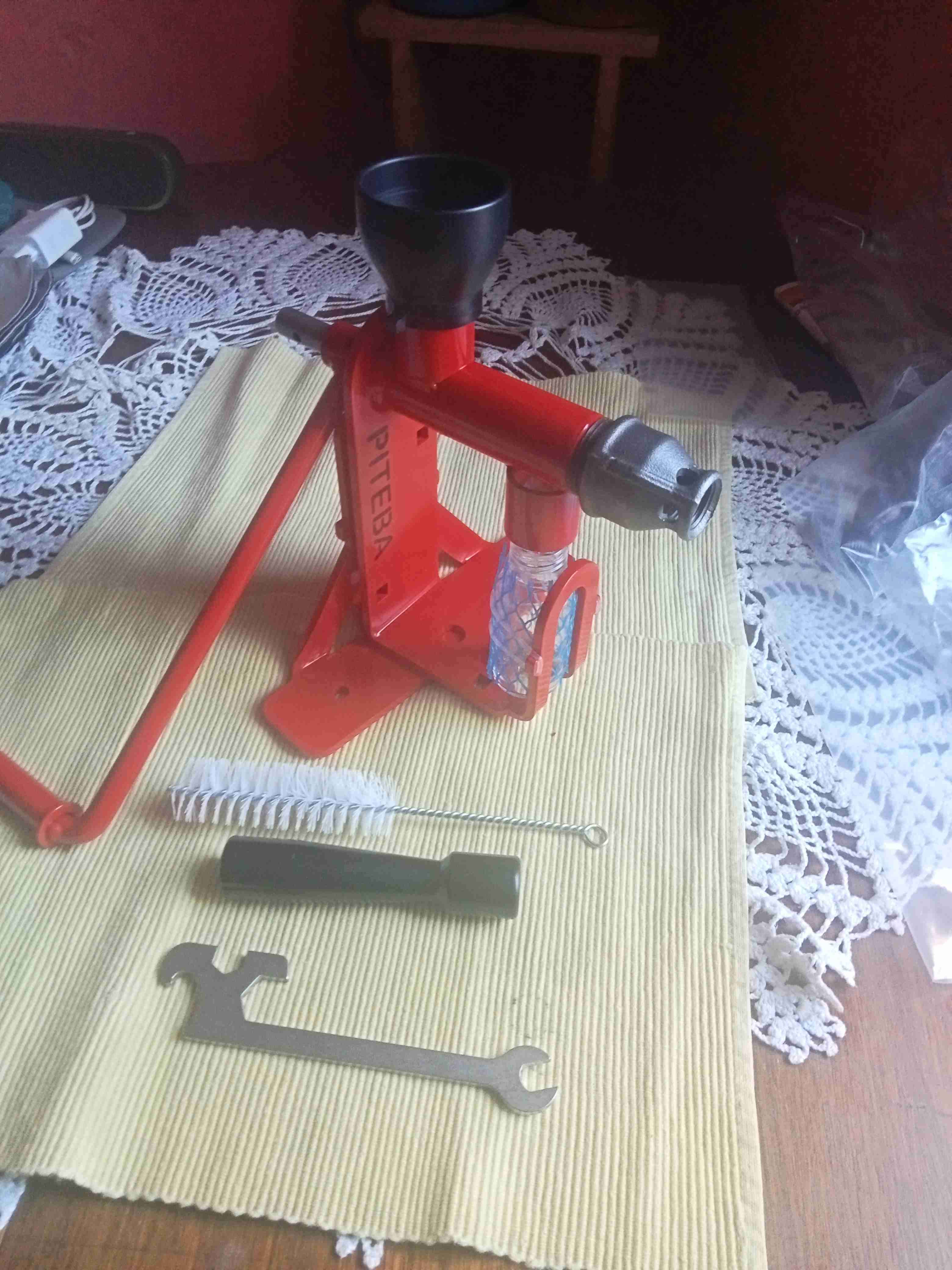 Prensa manual de aceite Piteba - 1