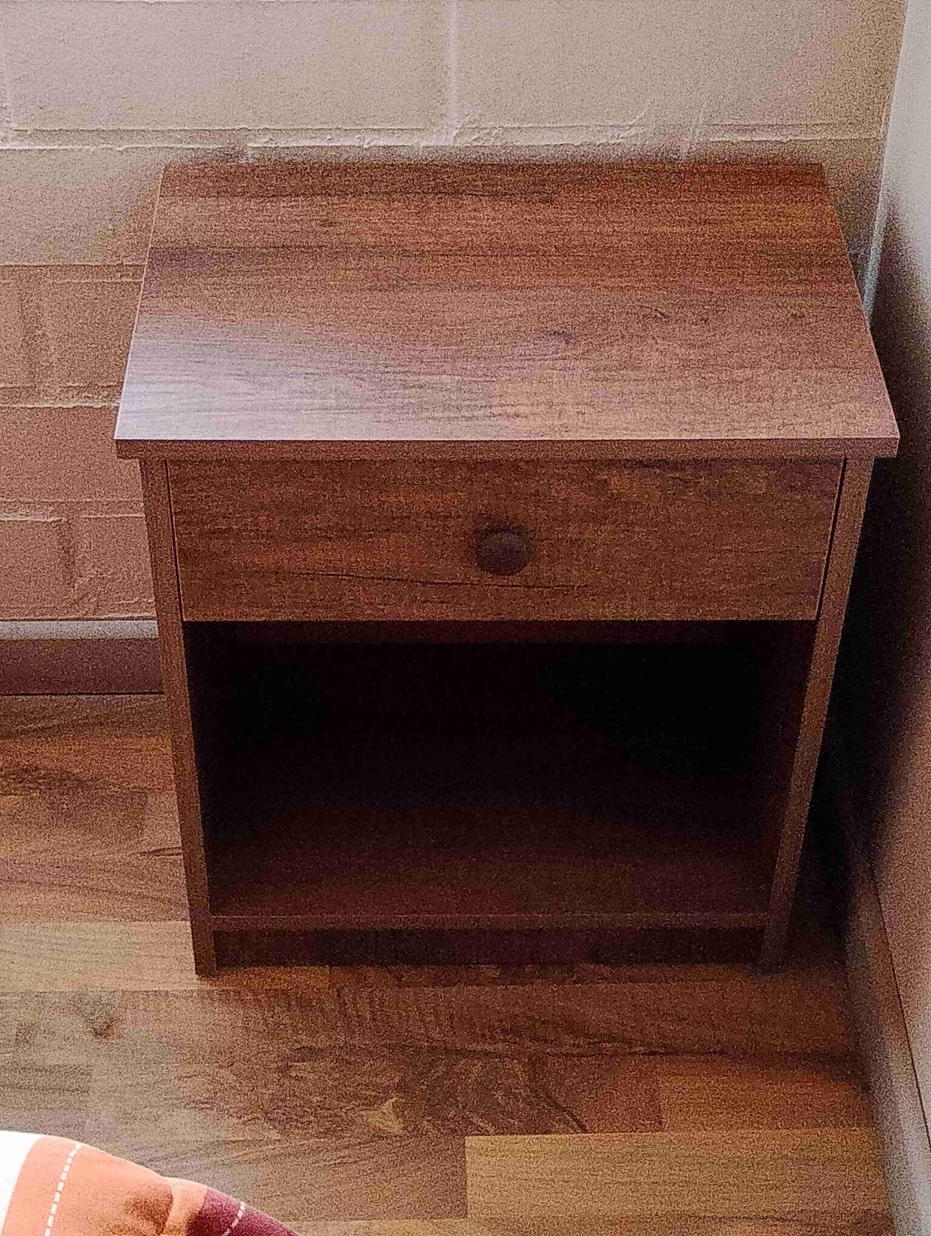 Velador de madera con cajón - miniatura 2