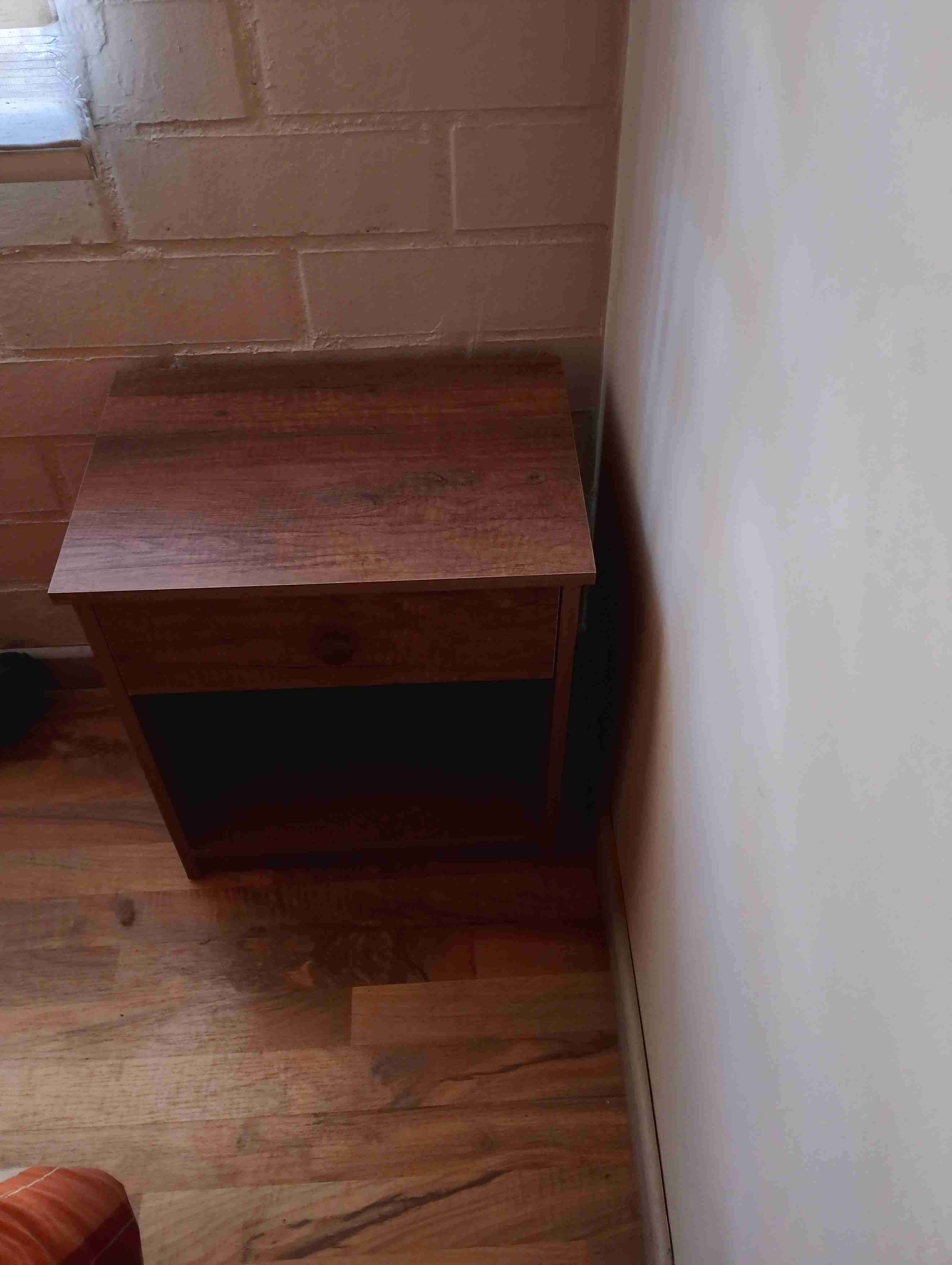 Velador de madera con cajón - miniatura 3