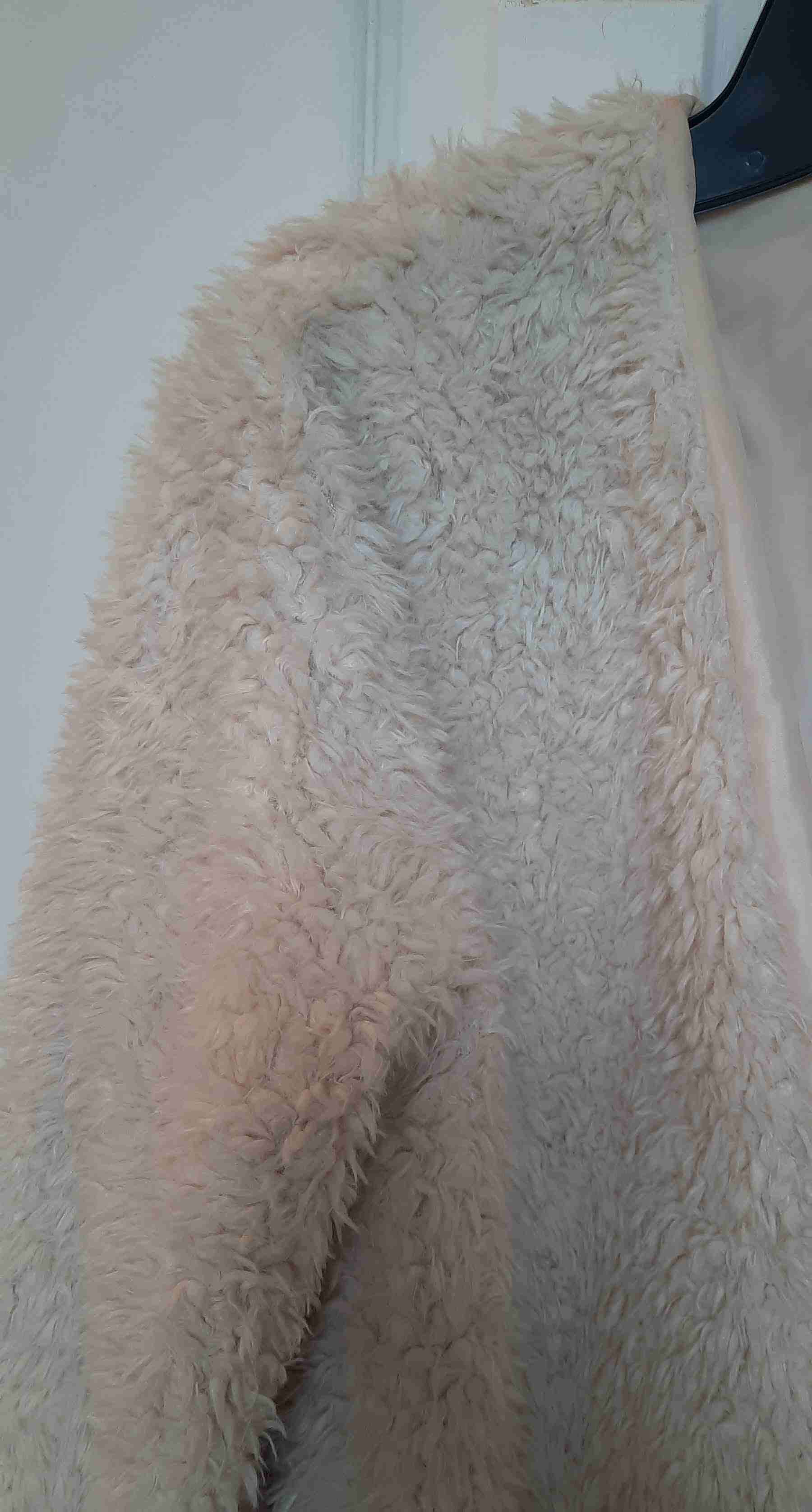 Chaqueta peluda crema Urb - miniatura 3