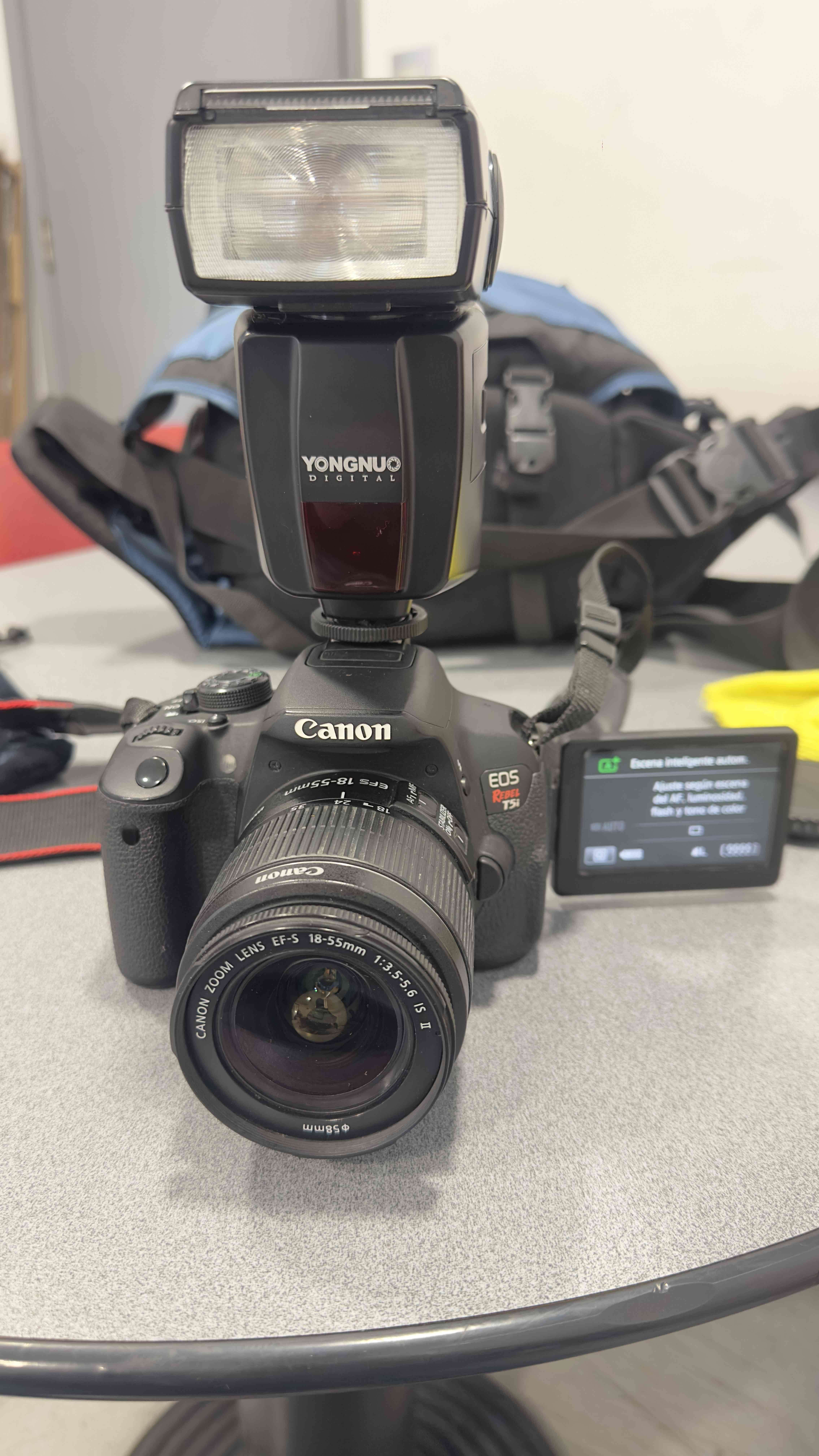 Cámara Canon EOS Rebel T5i - miniatura 1