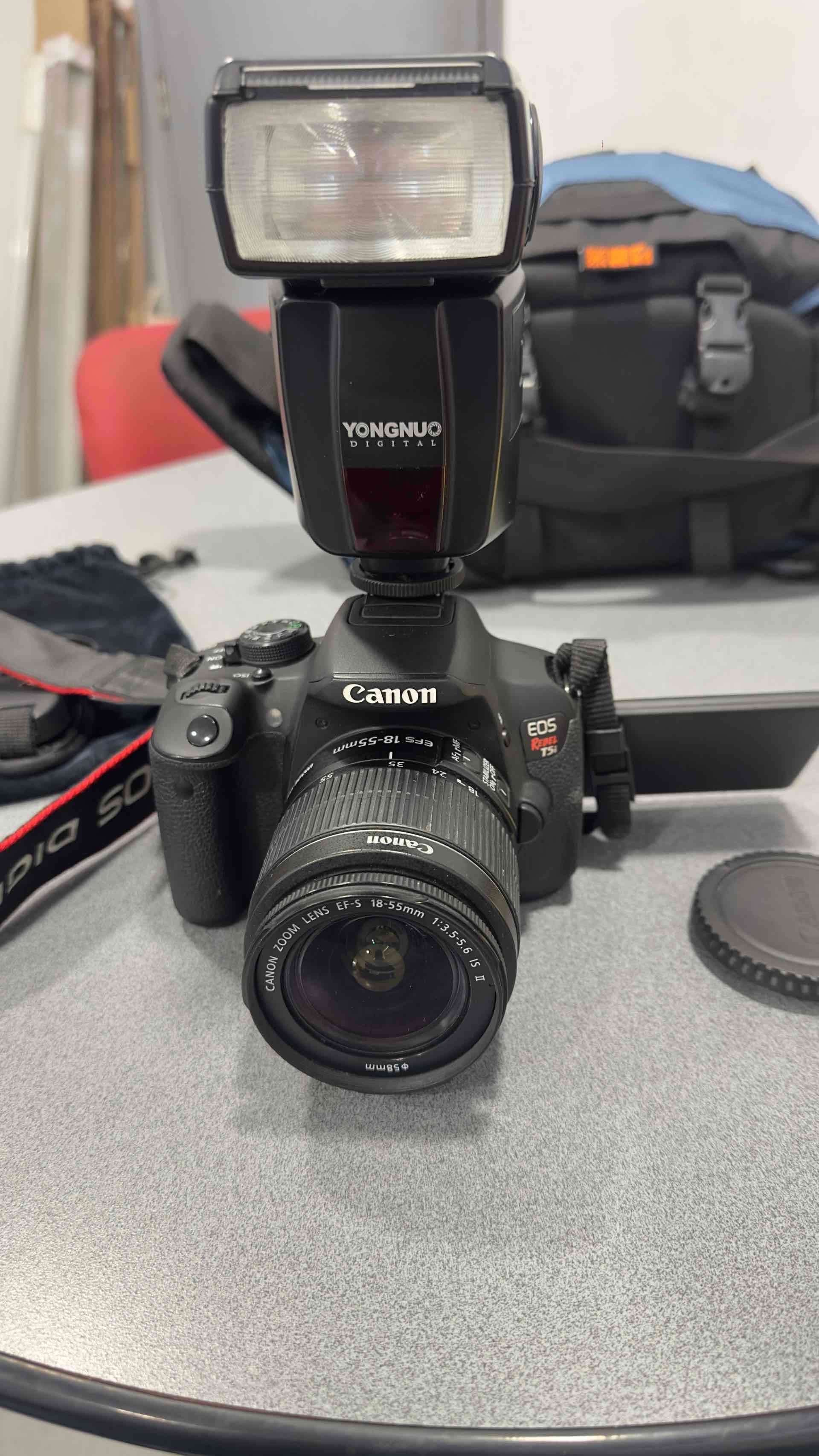 Cámara Canon EOS Rebel T5i - miniatura 2