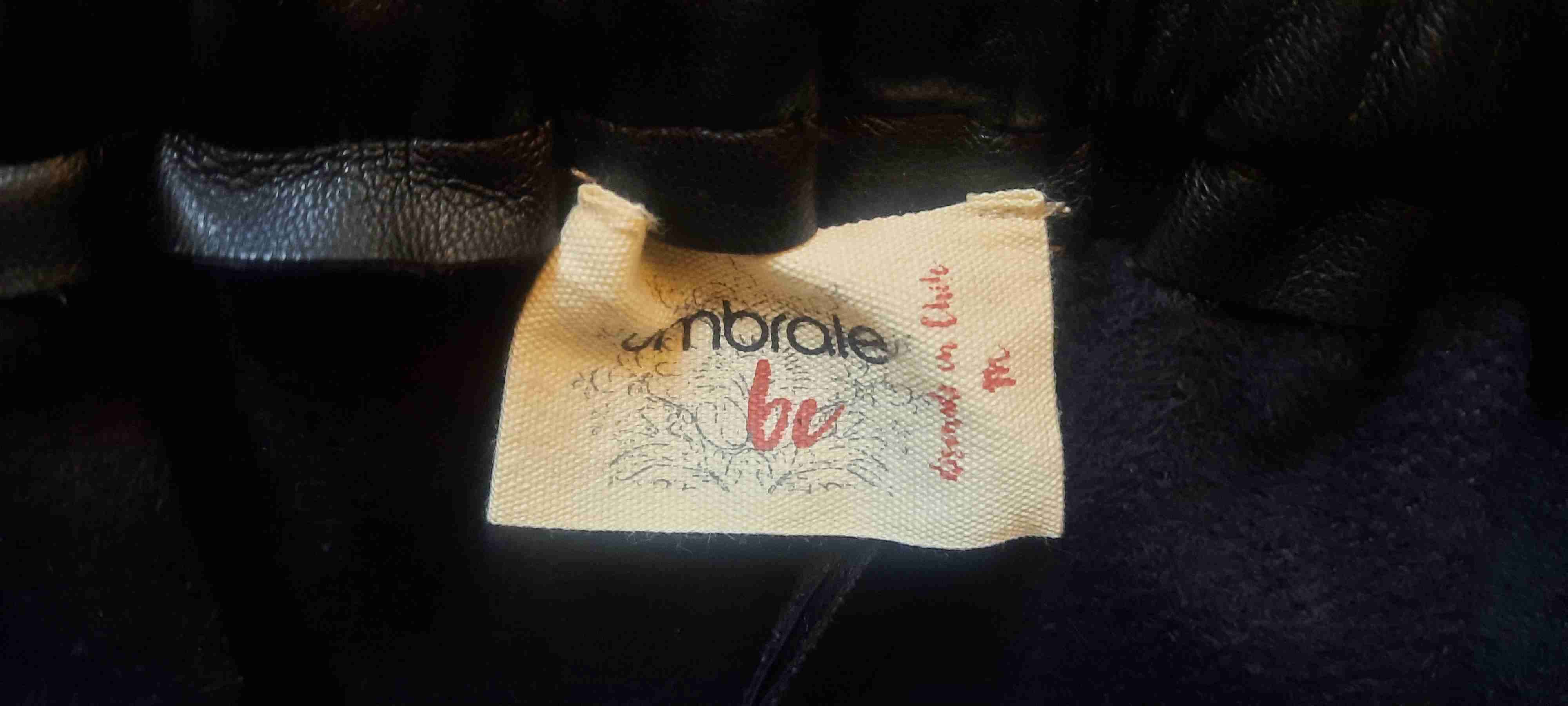 Pantalones jogger negros en cuero - 4