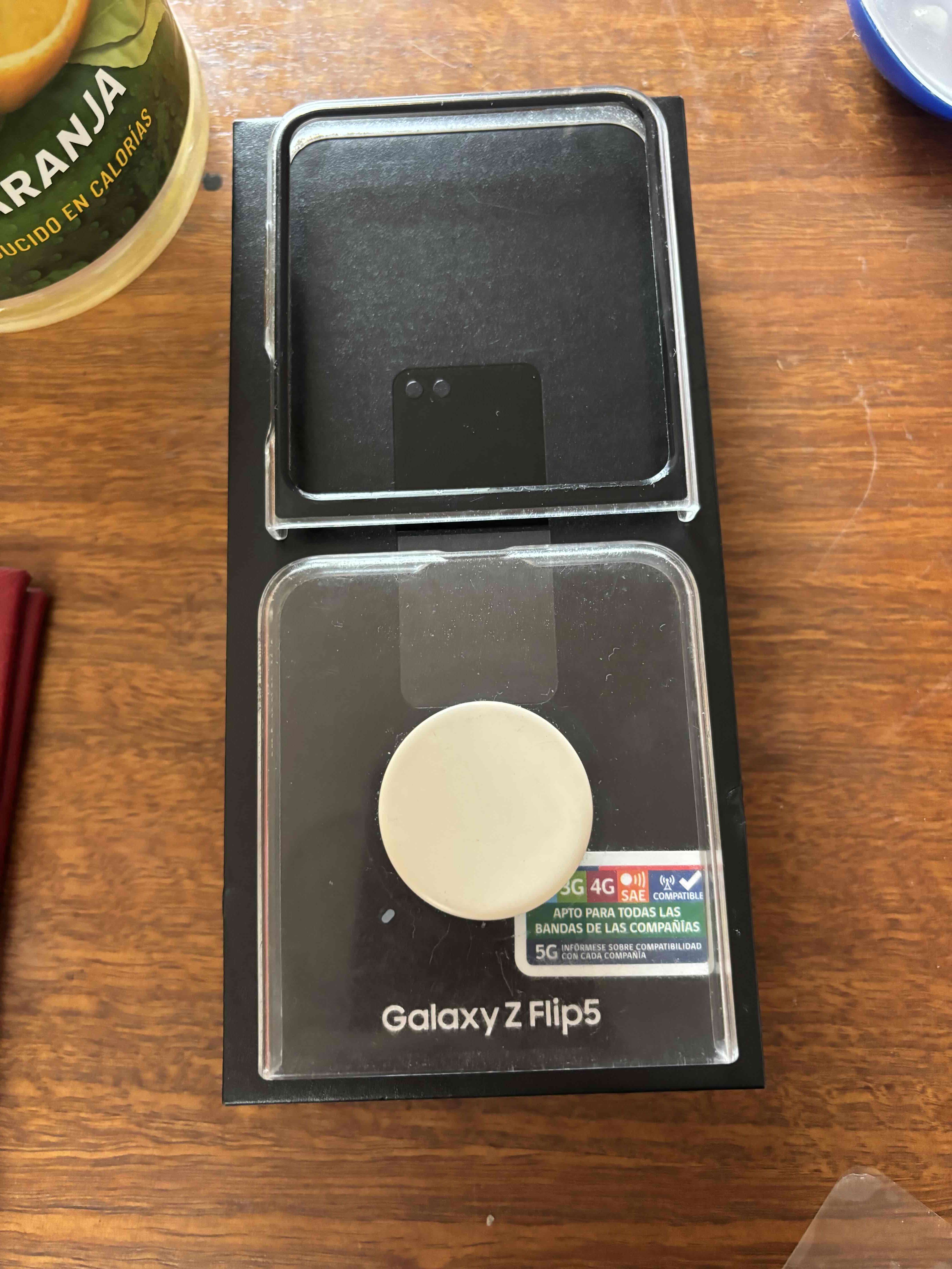Samsung Galaxy Z Flip5 512GB Negro - 2