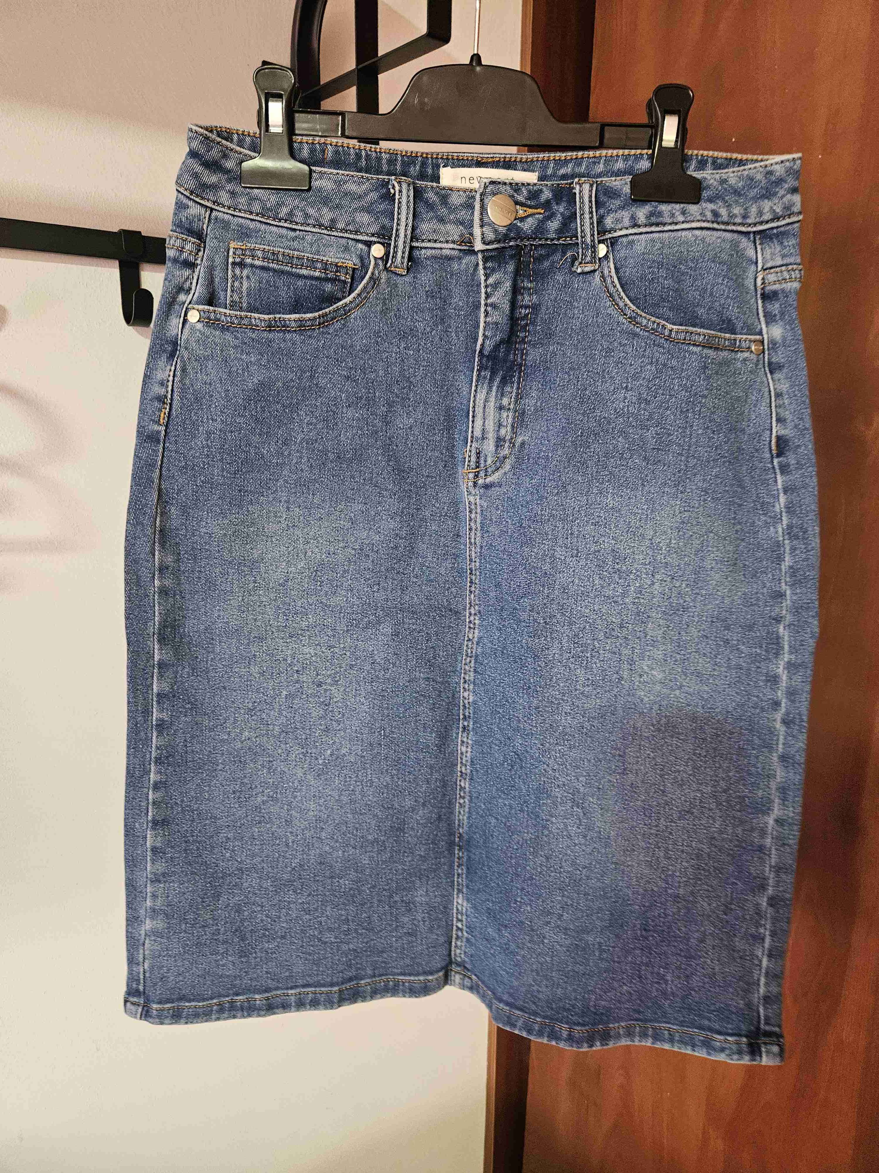 Falda de mezclilla azul - miniatura 3