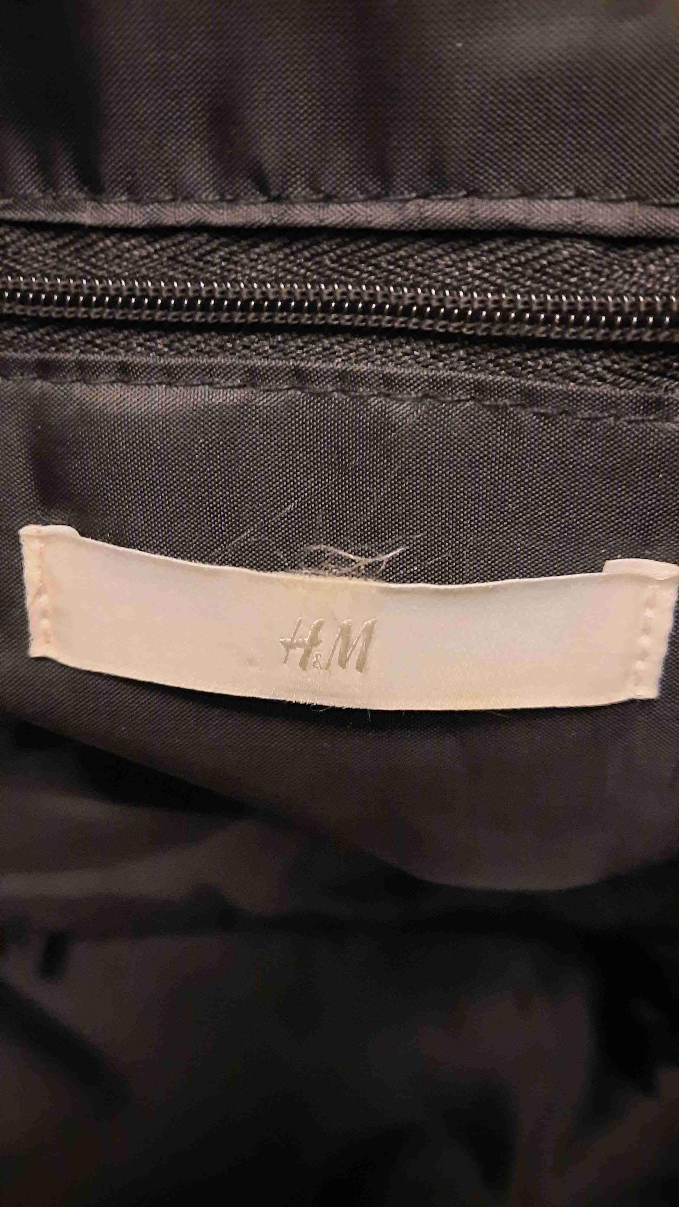 Cartera rígida H&M negra - miniatura 2