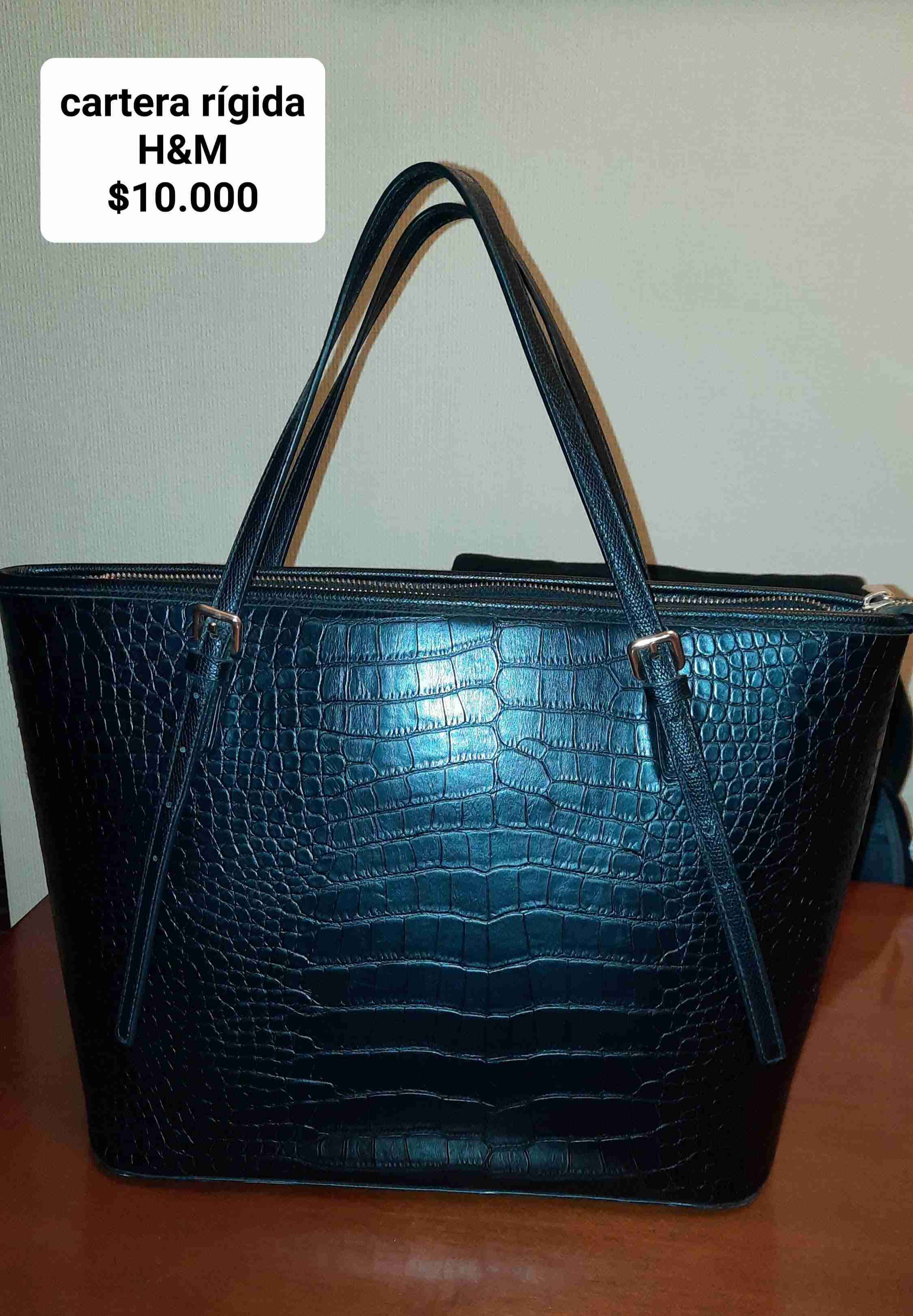 Cartera rígida H&M negra - miniatura 3