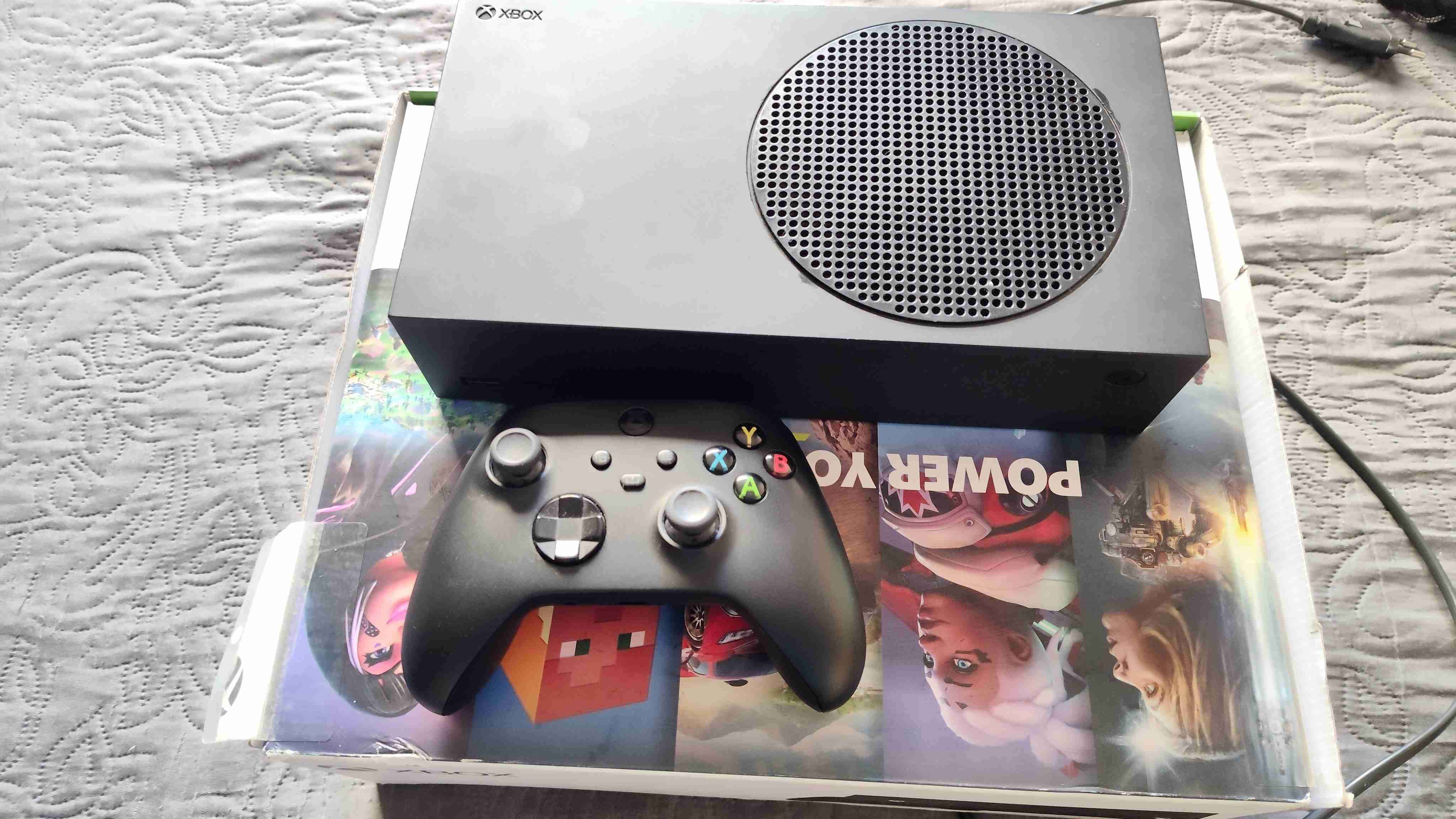 Consola Xbox series s 1tb con control - 1