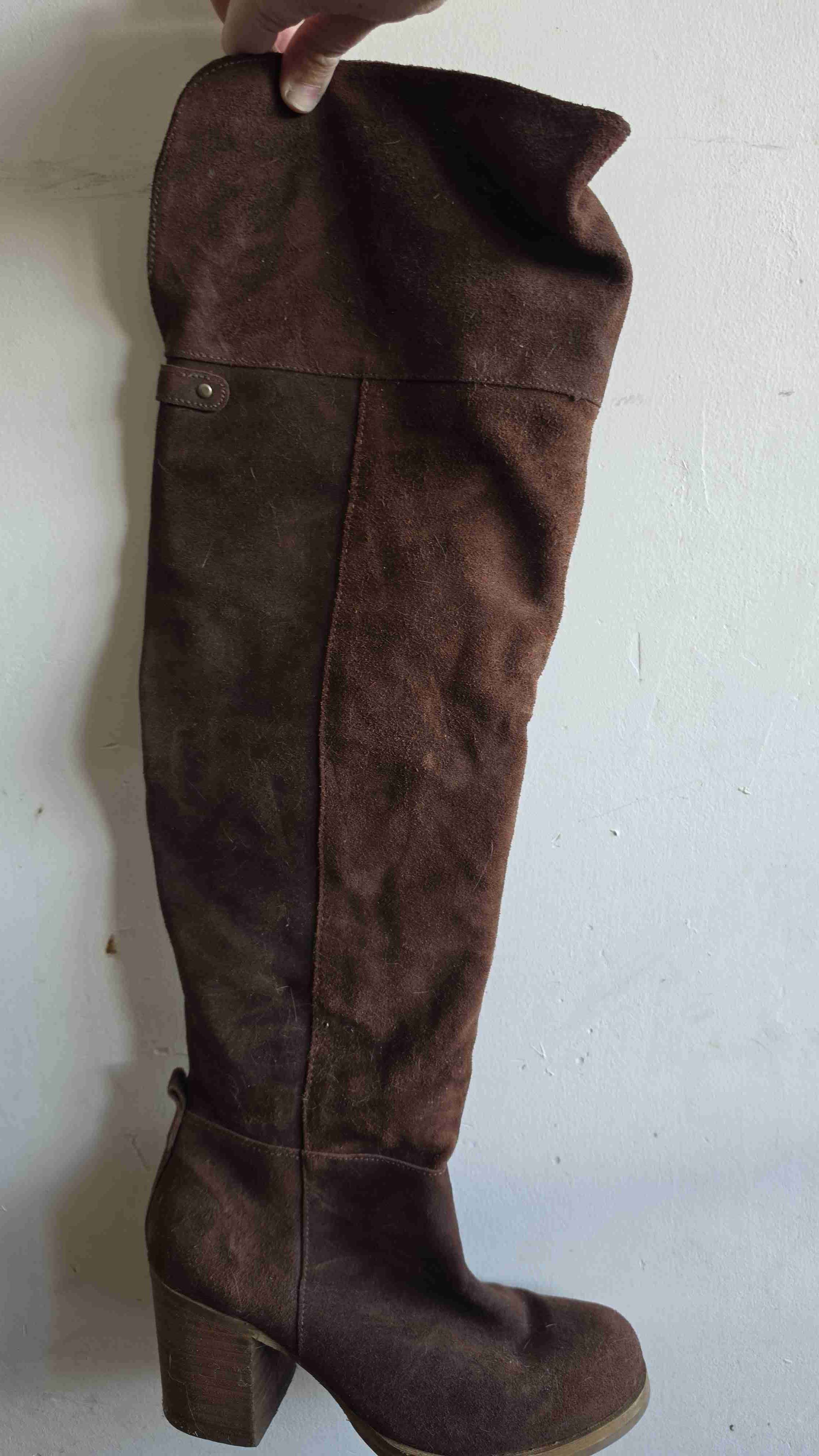 Botas altas marrones de gamuza - 1