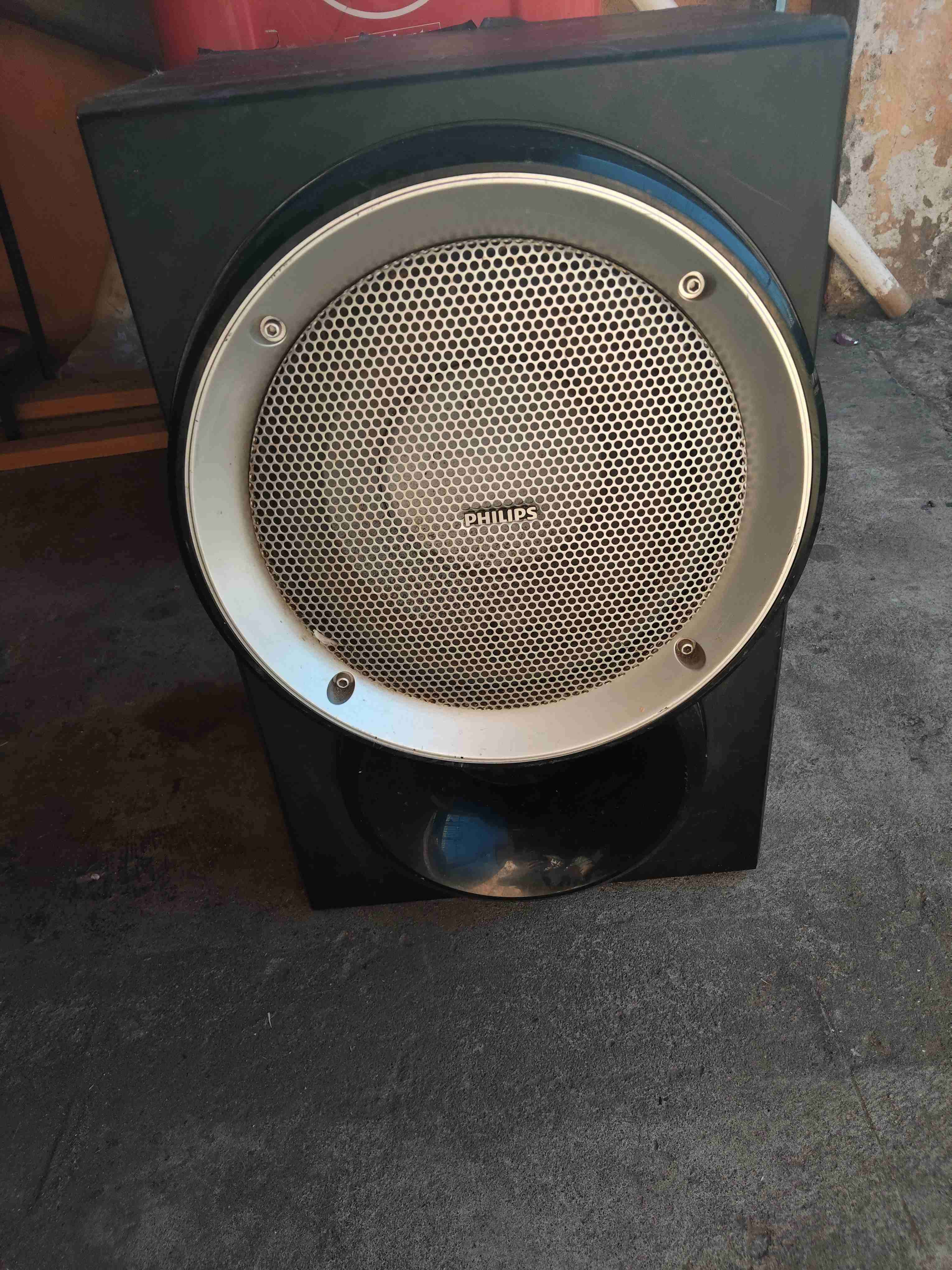 Parlante Philips grande