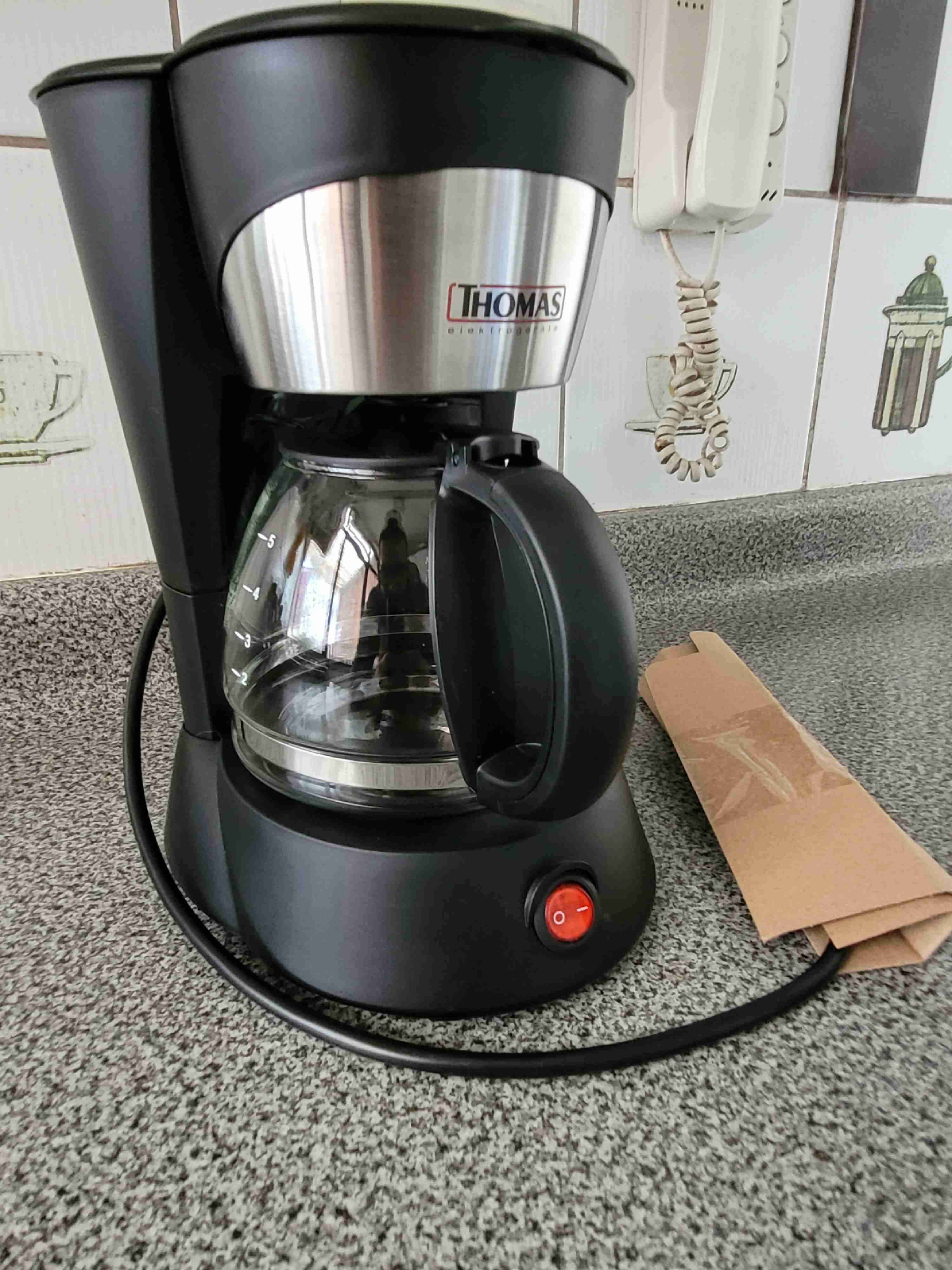 Cafetera Thomas negra de goteo - miniatura 1