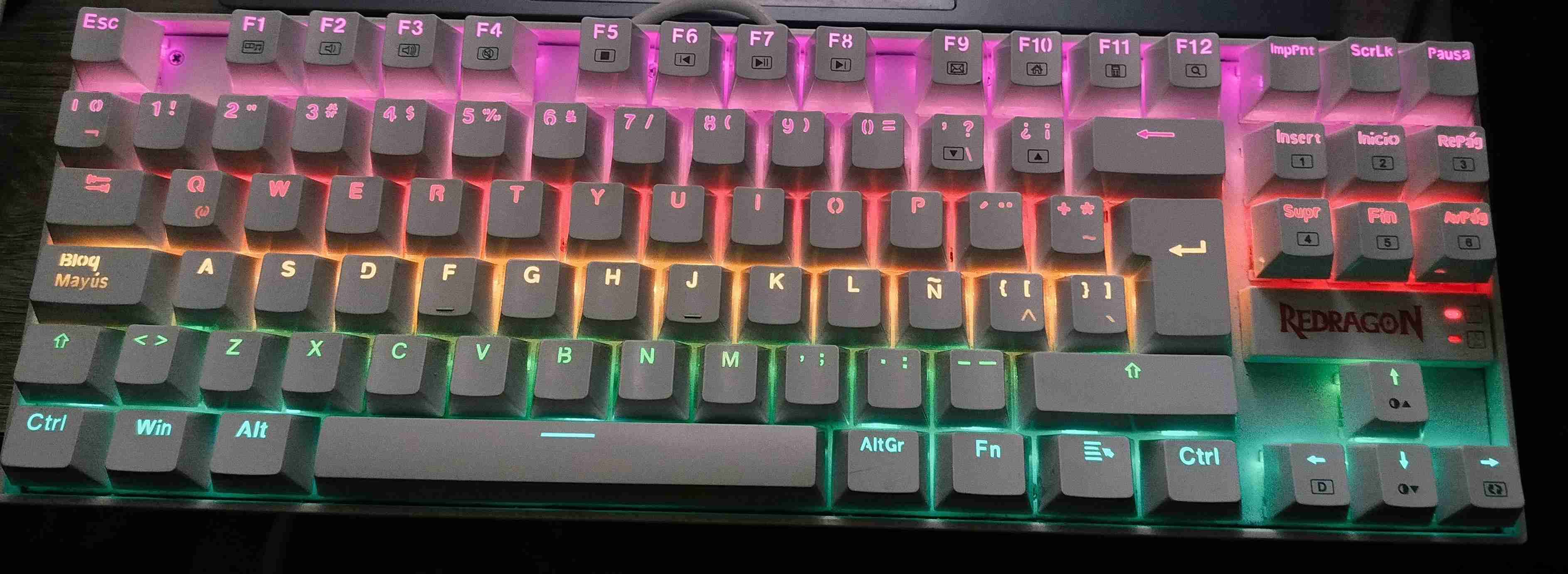 Teclado mecánico Redragon RGB blanco - miniatura 2