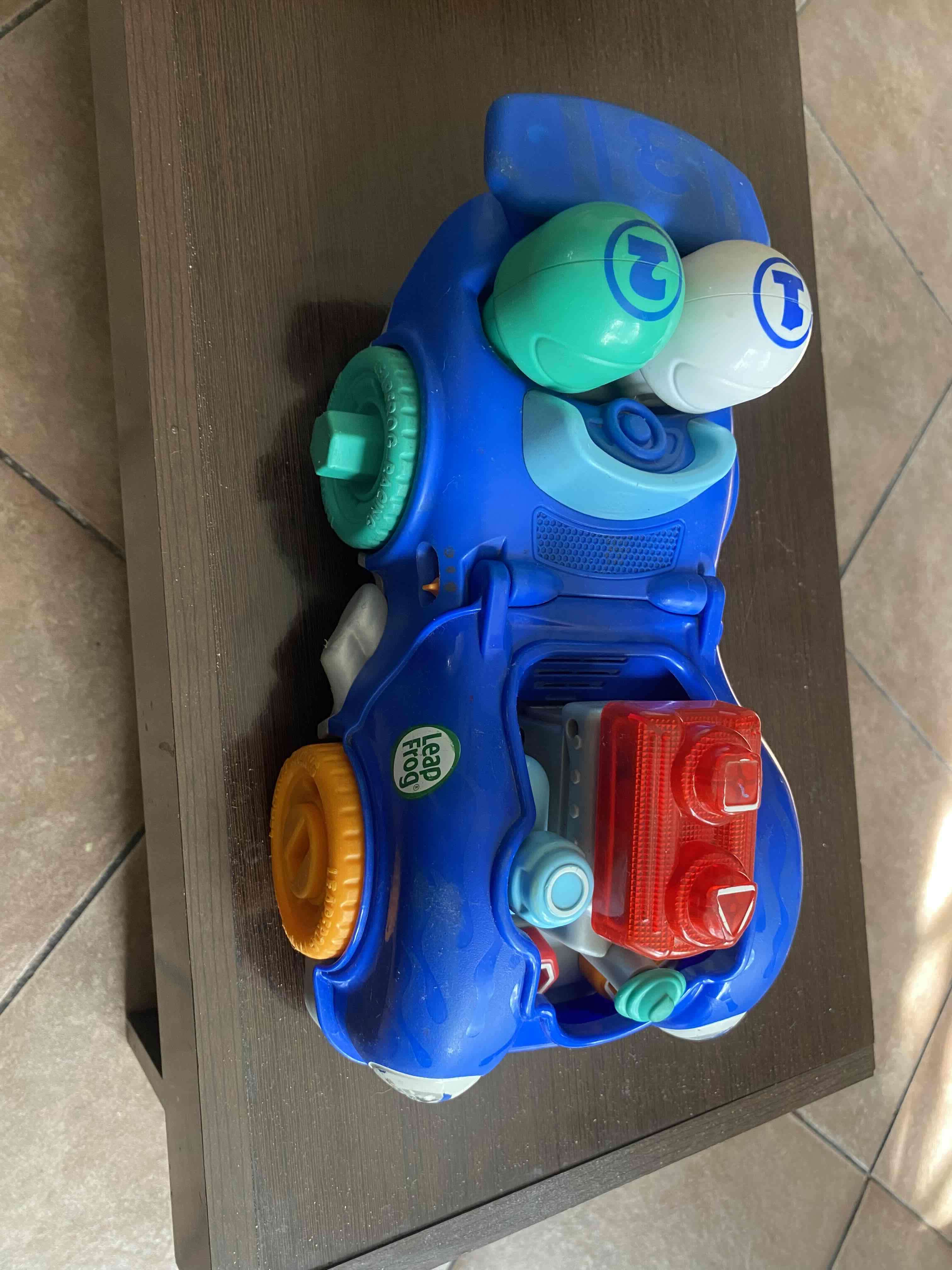 Auto de juguete azul interactivo - miniatura 4