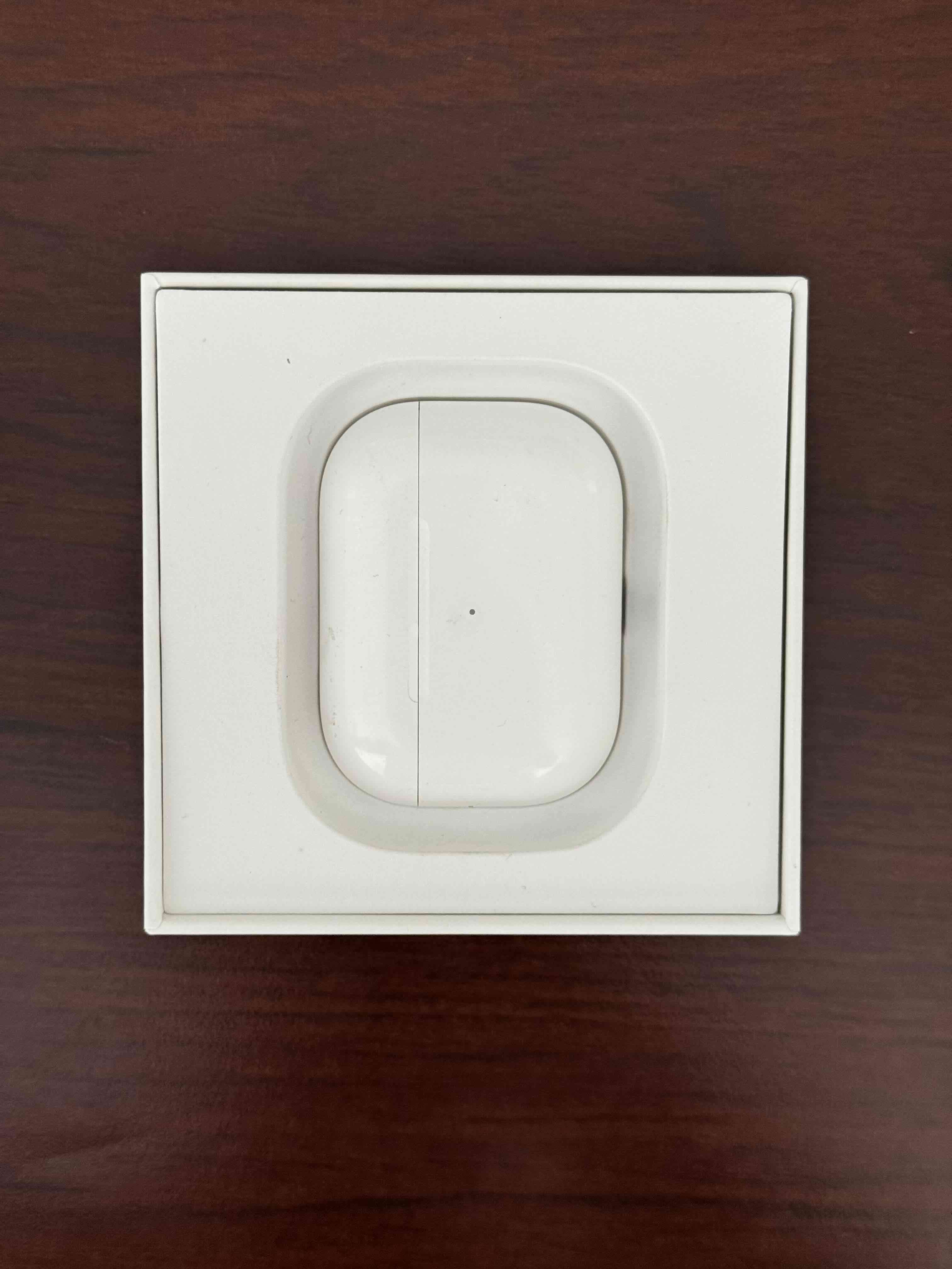 AirPods Pro 1ra Generación - miniatura 5