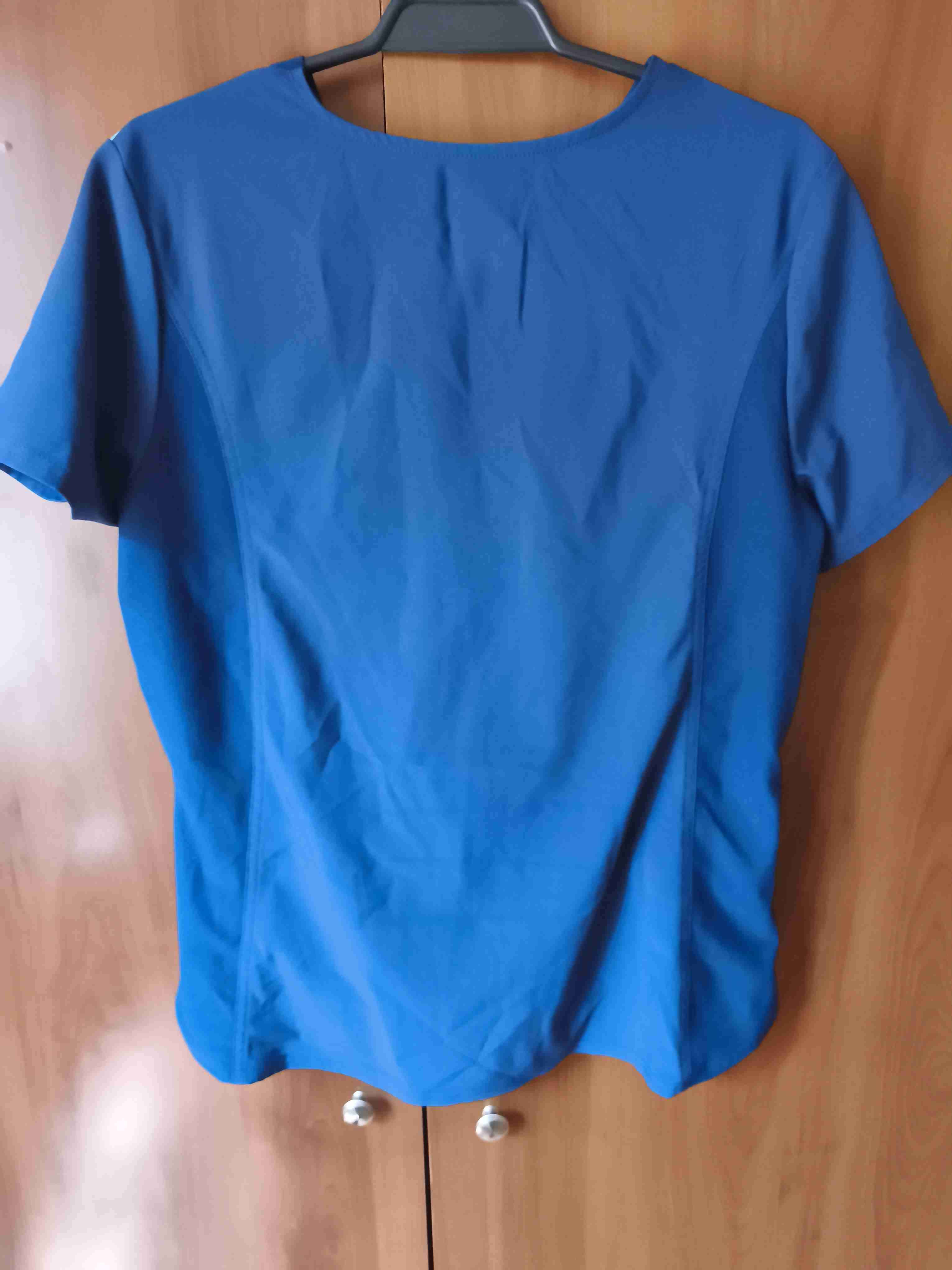 Blusa estampada azul y blanca marca cherokee - miniatura 3