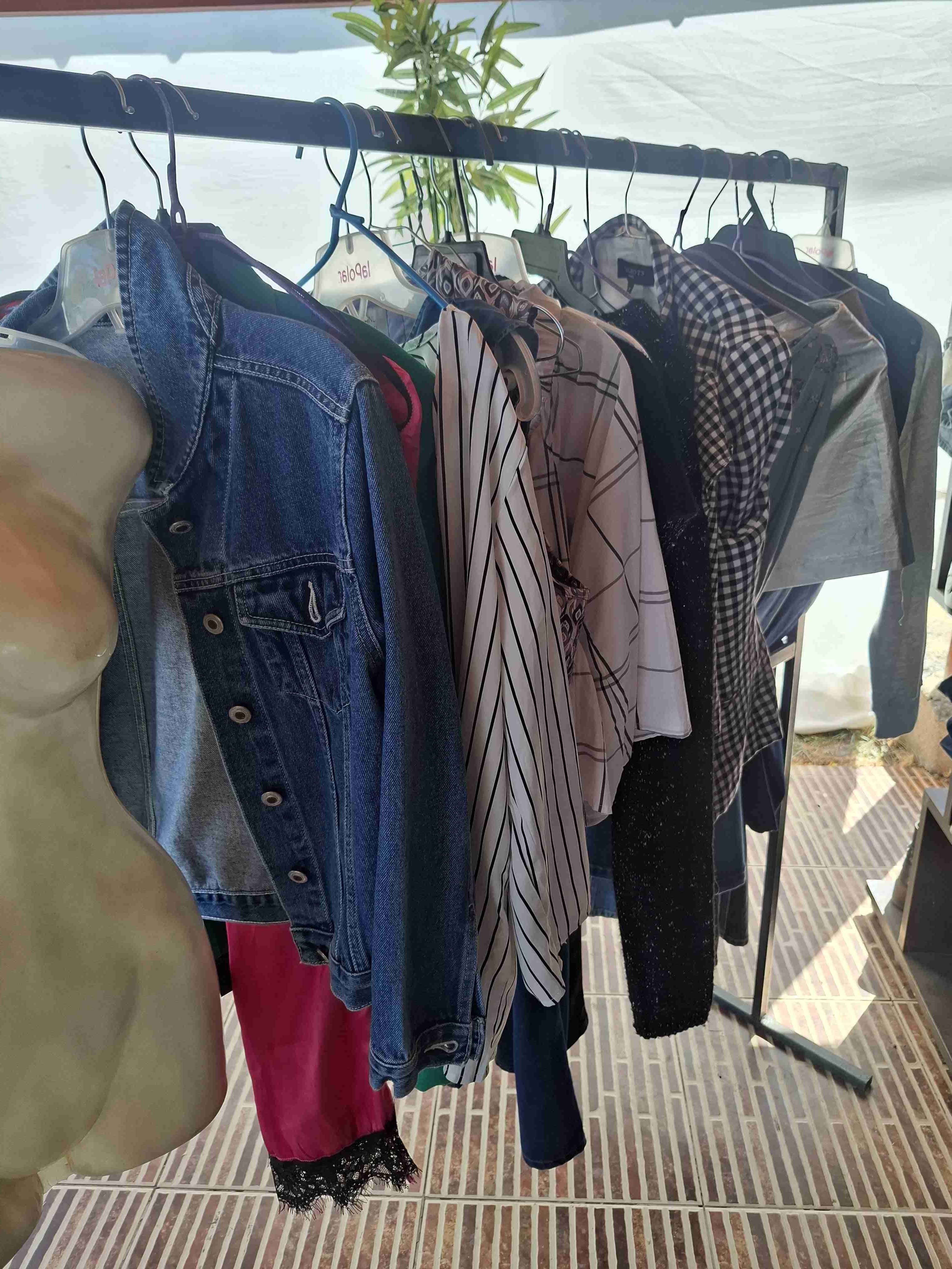 Chaquetas de mezclilla usadas - miniatura 3