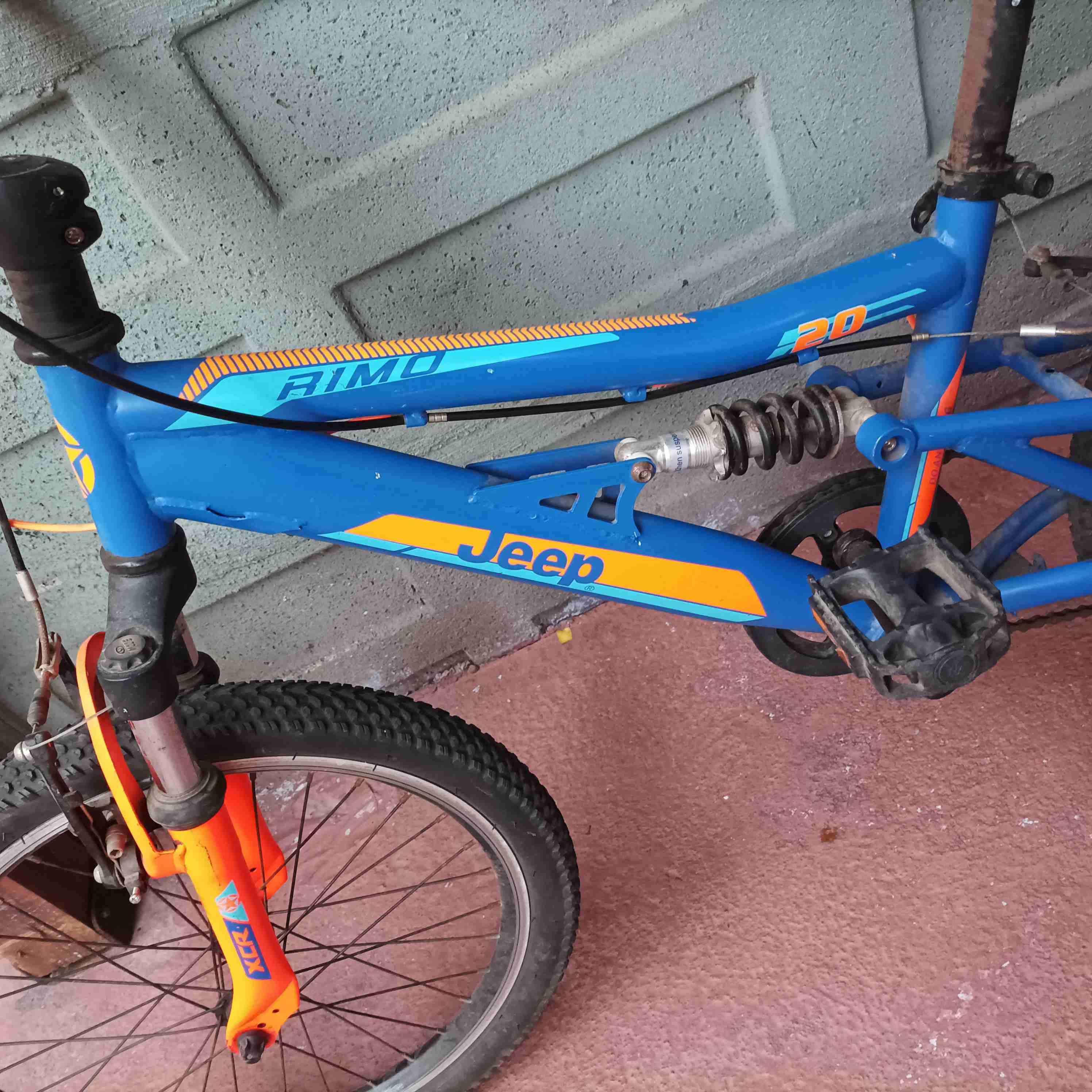 Bicicleta Jeep azul infantil - miniatura 2